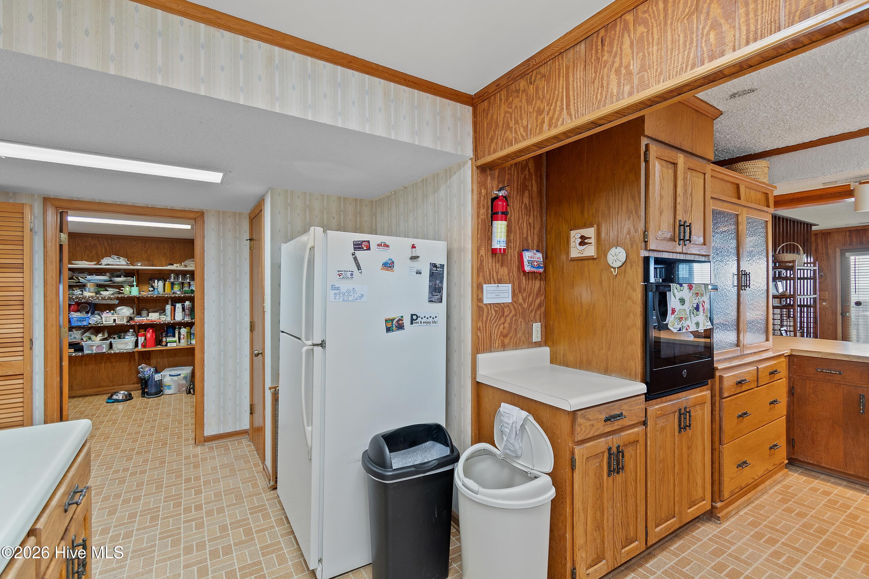 1099 Ocean Boulevard W, Holden Beach, NC, 28462