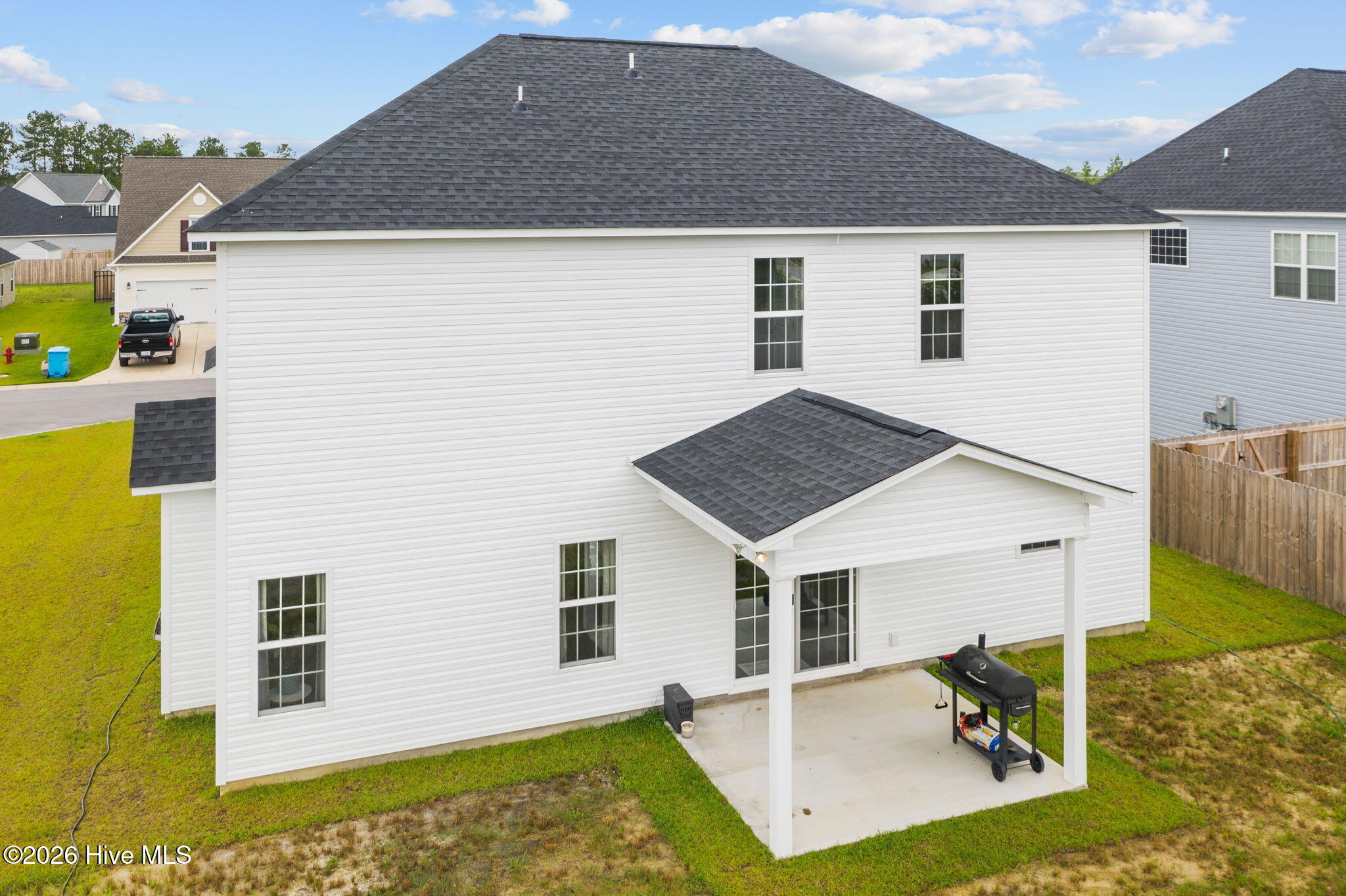 100558760 | Photo 41