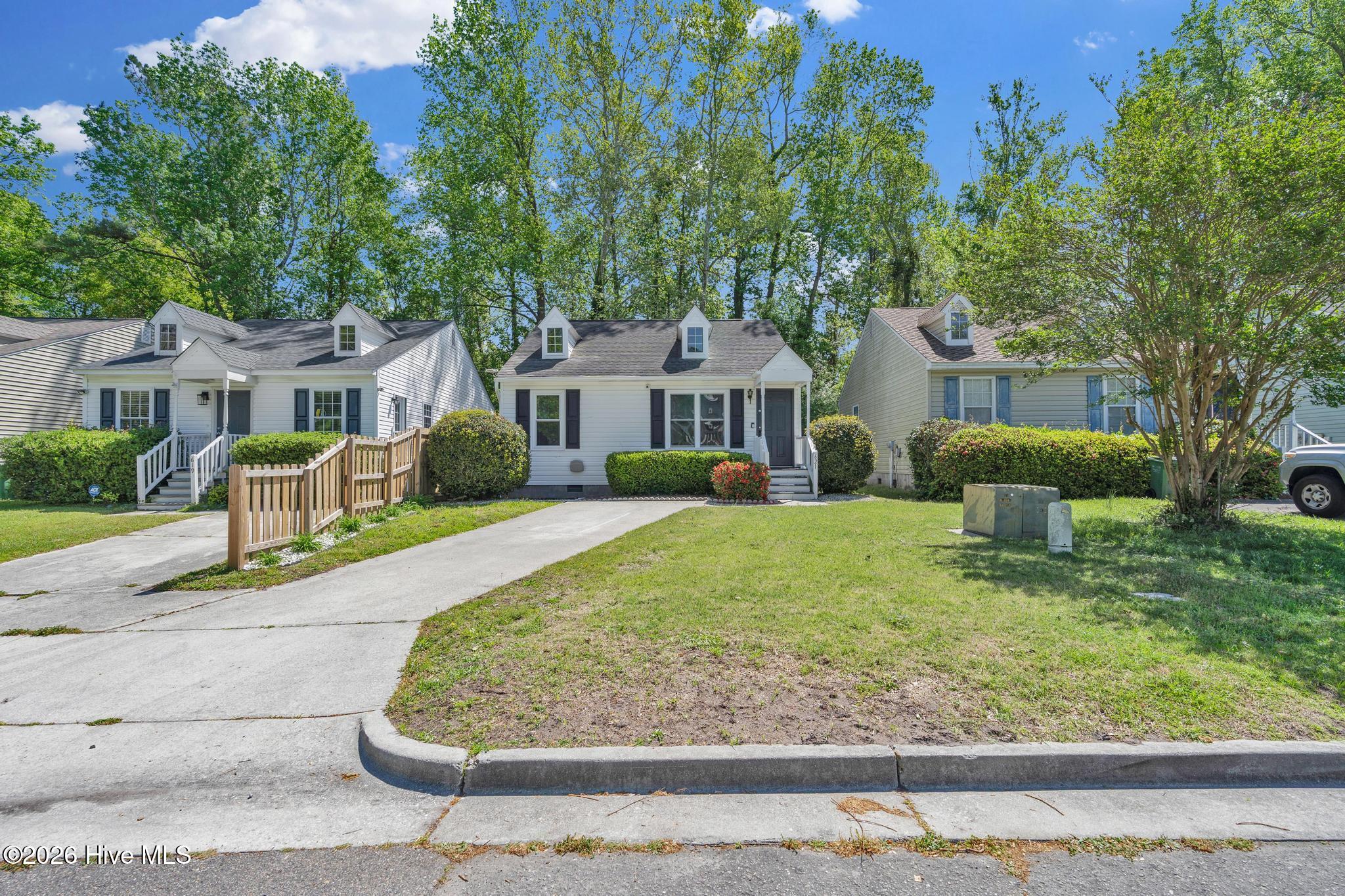 100566412 | Photo 42