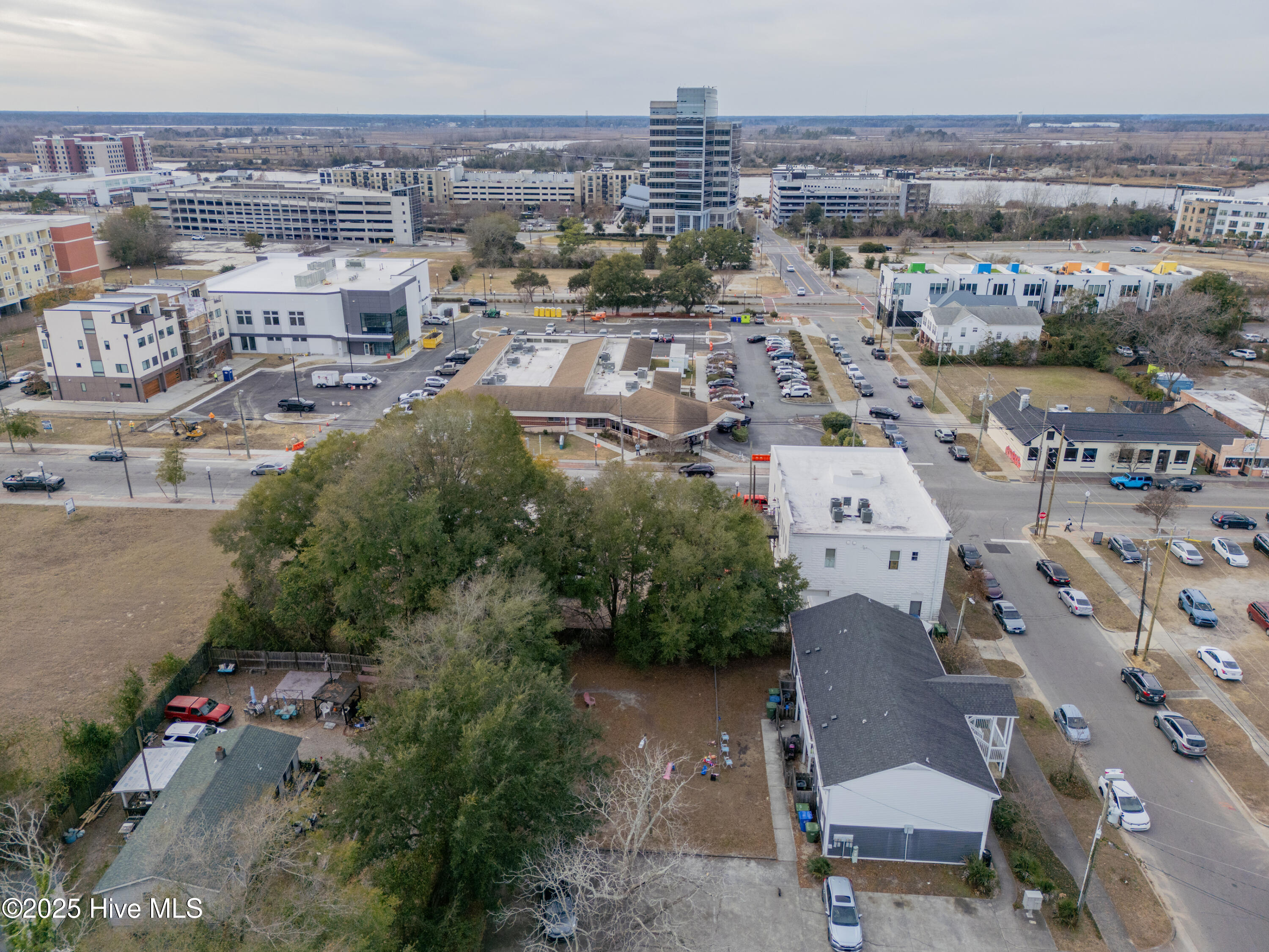 100546011 | Photo 14