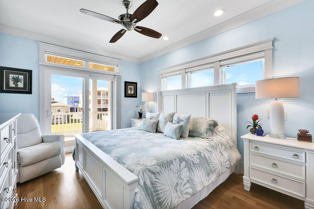 100564206 | Photo 25