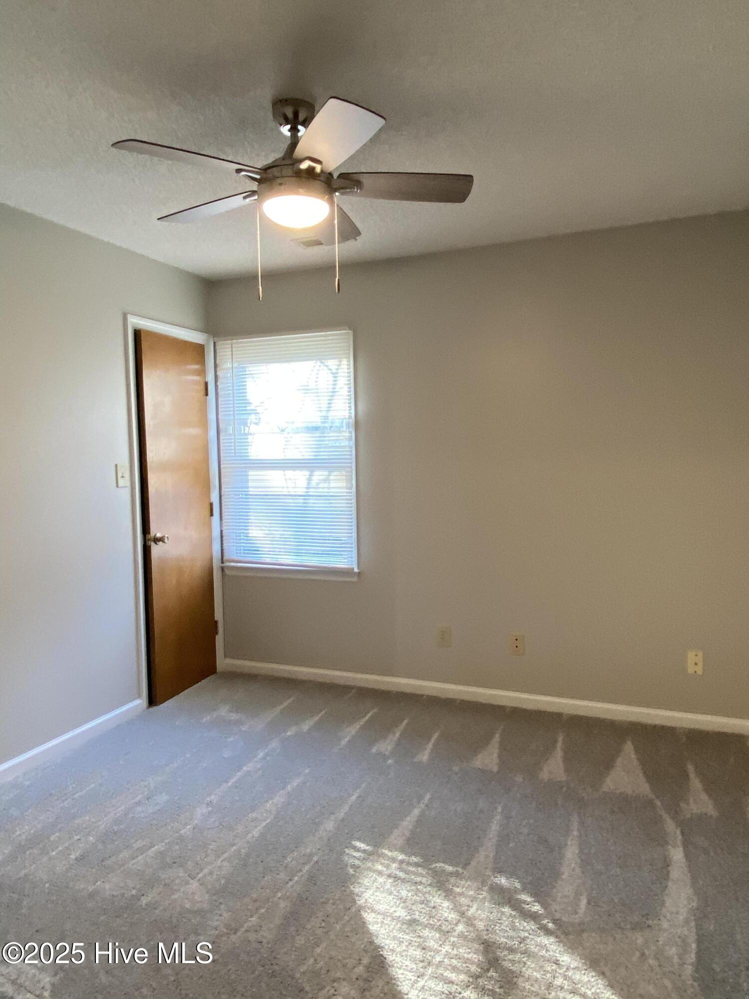 100545047 | Photo 16