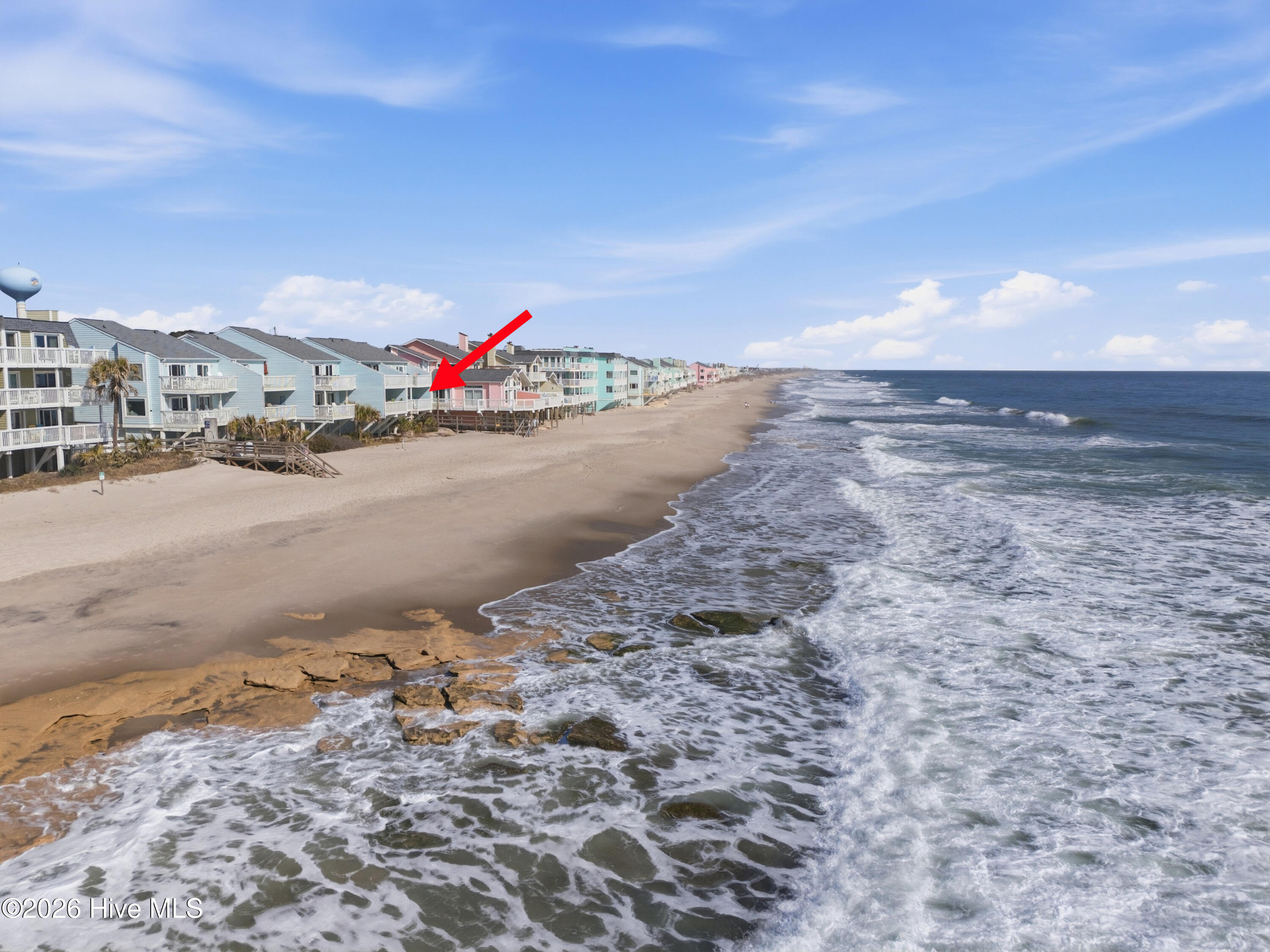 100557142 | Photo 43