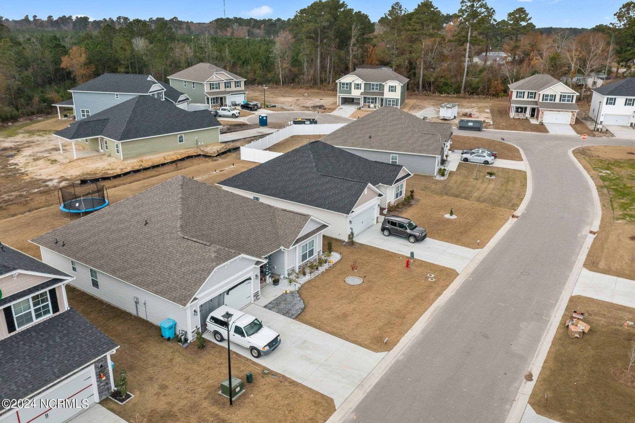 100465680 | Photo 19