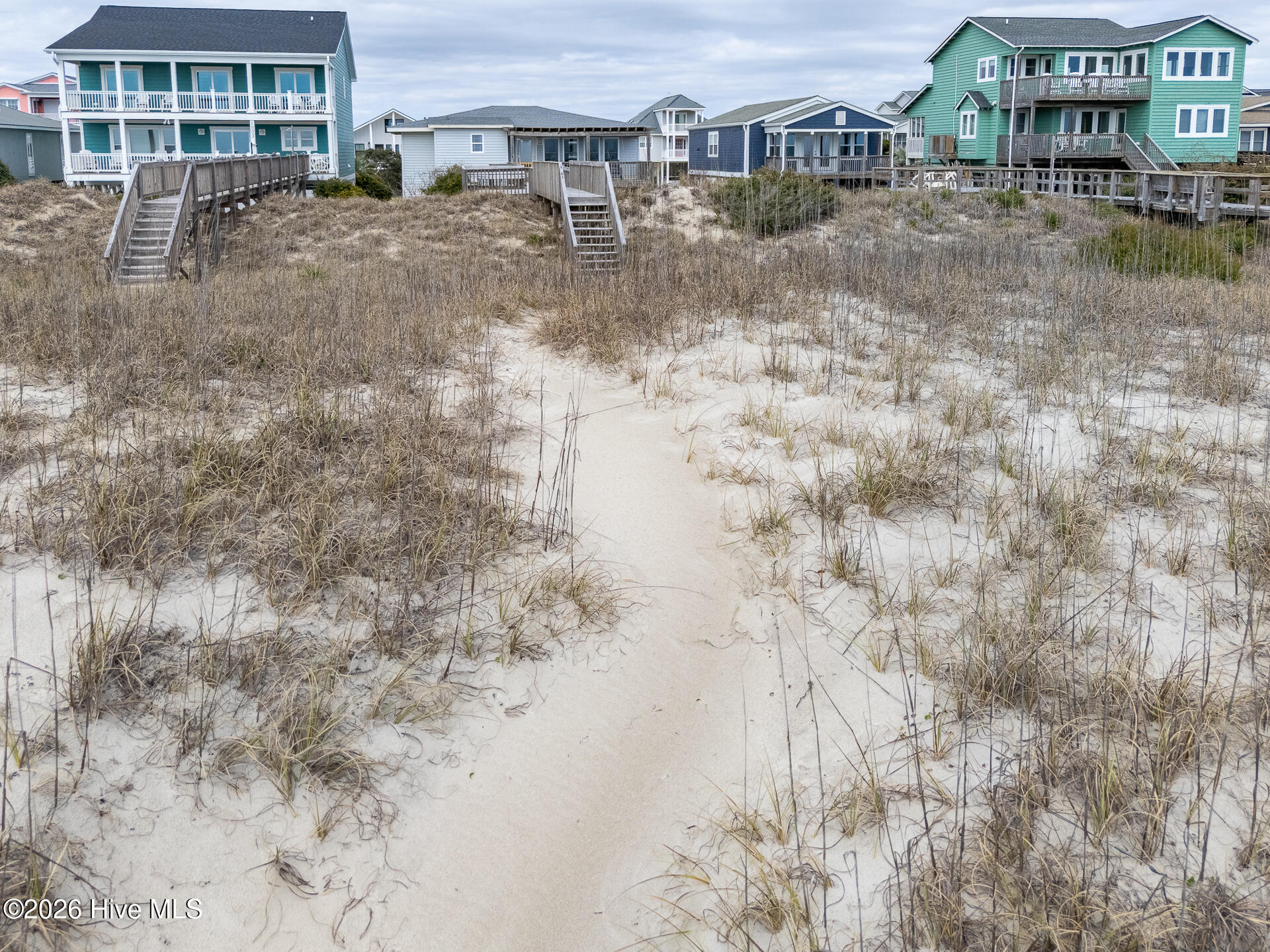 100560941 | Photo 34