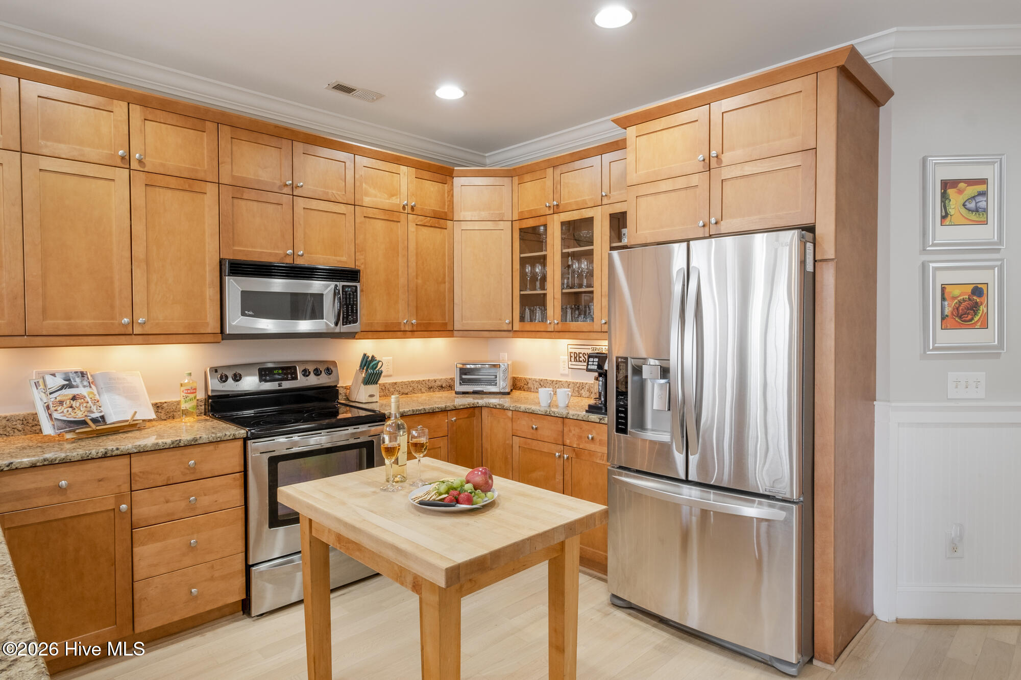 100557553 | Photo 16