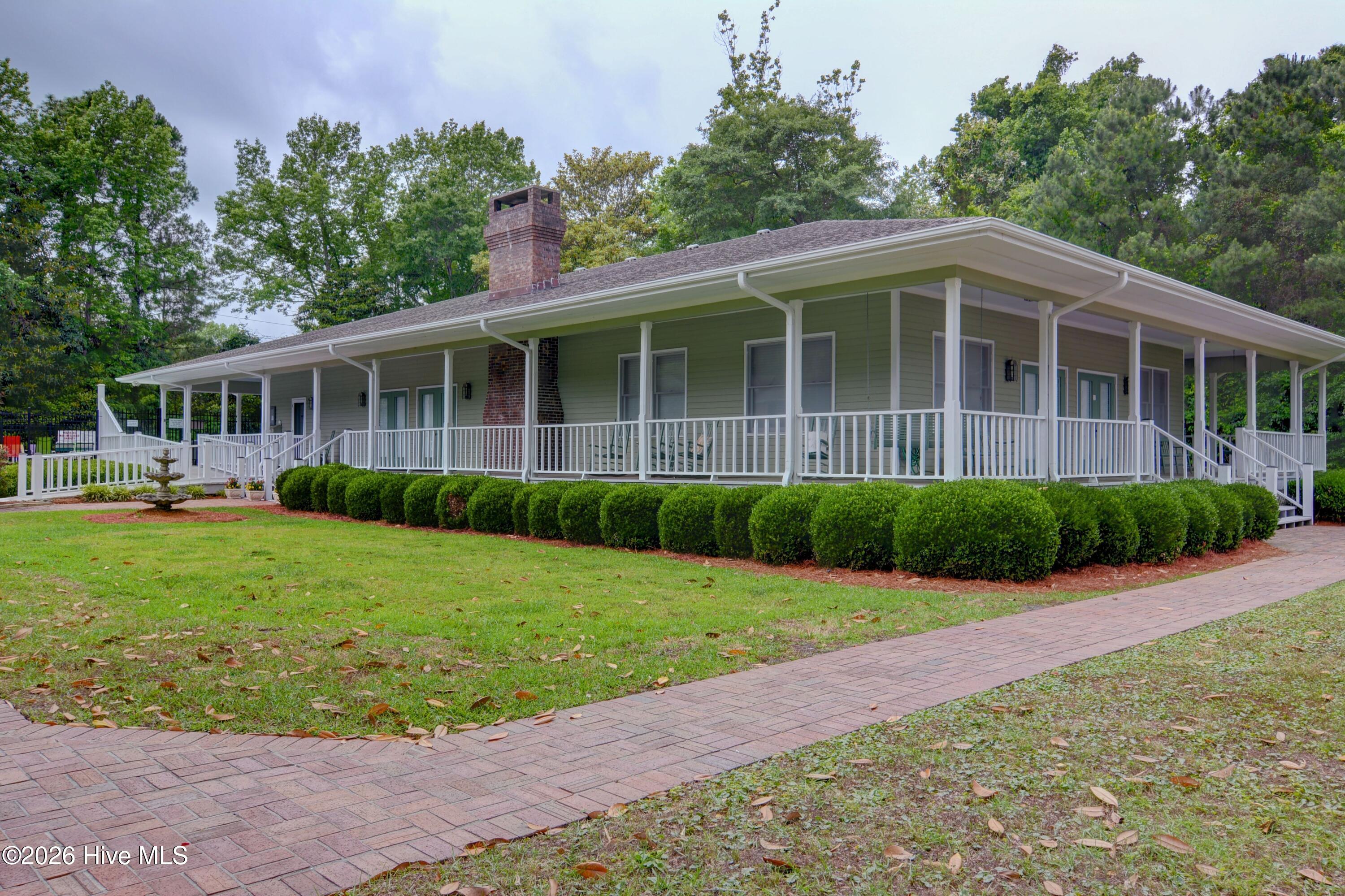 100549368 | Photo 34