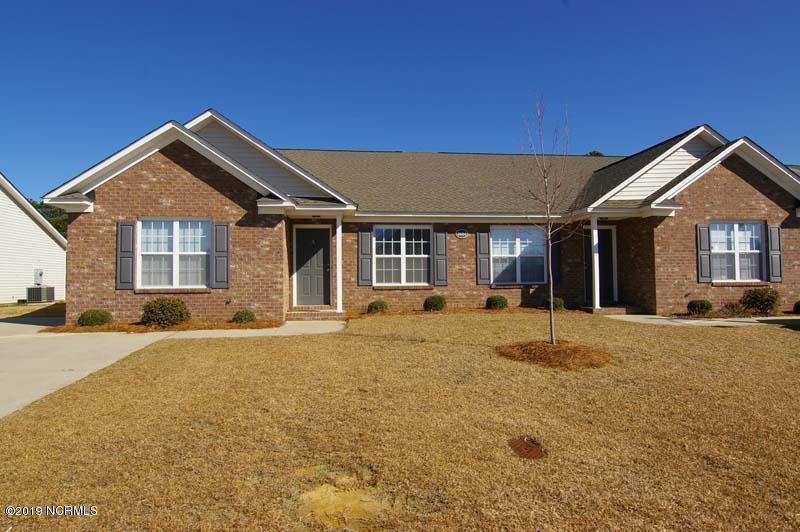 2604 Saddleback, Winterville, North Carolina, 3 Bedroom Bedrooms, 5 Room Rooms,2 BathroomBathrooms,Duplex,For sale,Saddleback,100600428 2604 Saddleback, Winterville, North Carolina, 3 Bedroom Bedrooms, 5 Room Rooms,2 BathroomBathrooms,Duplex,For sale,Saddleback,100600428