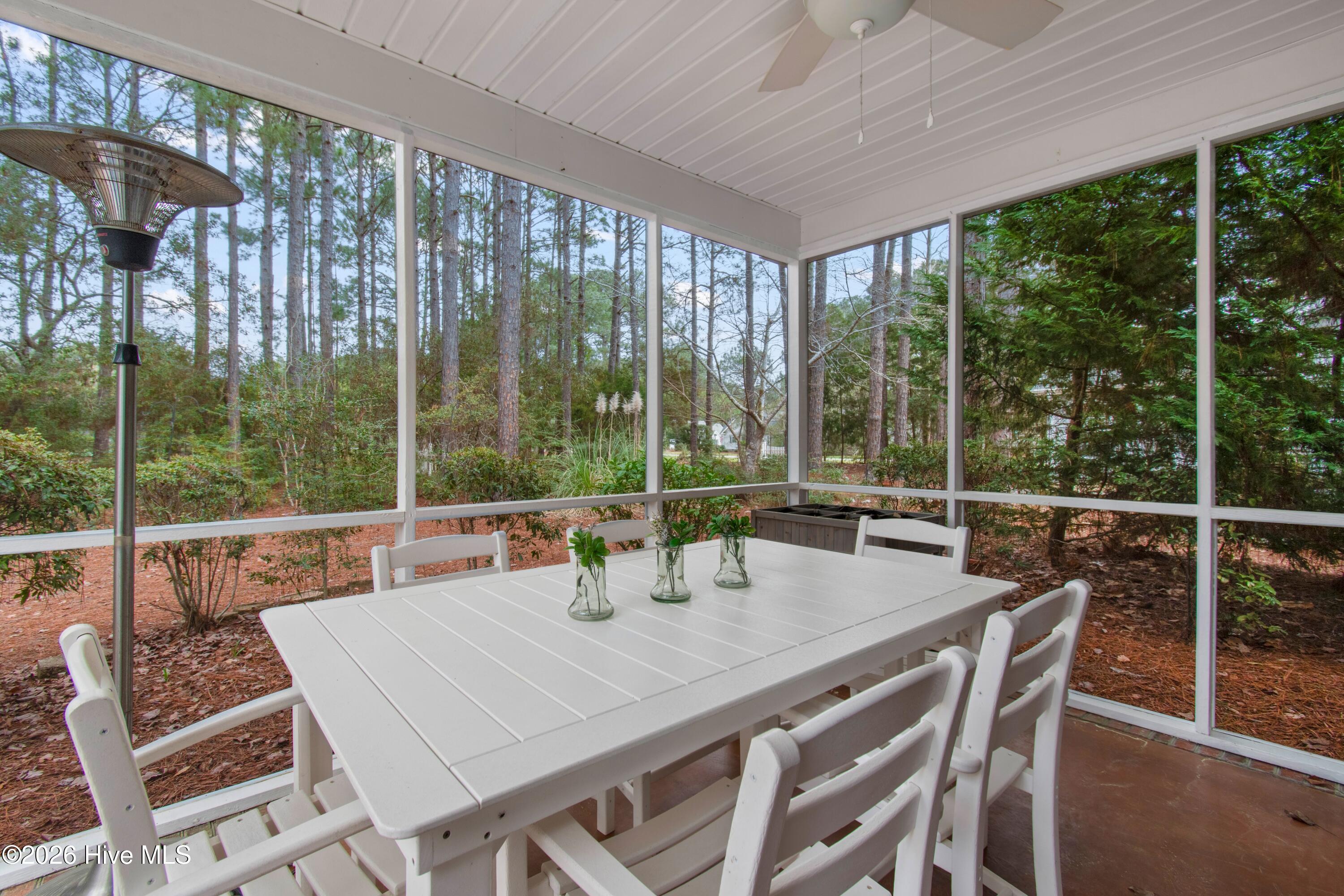 100559952 | Photo 42