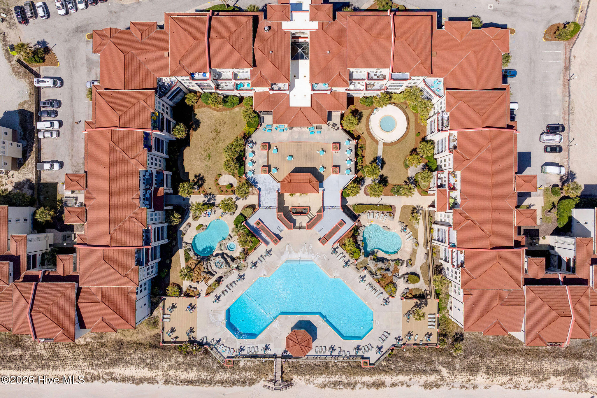 100549850 | Photo 50