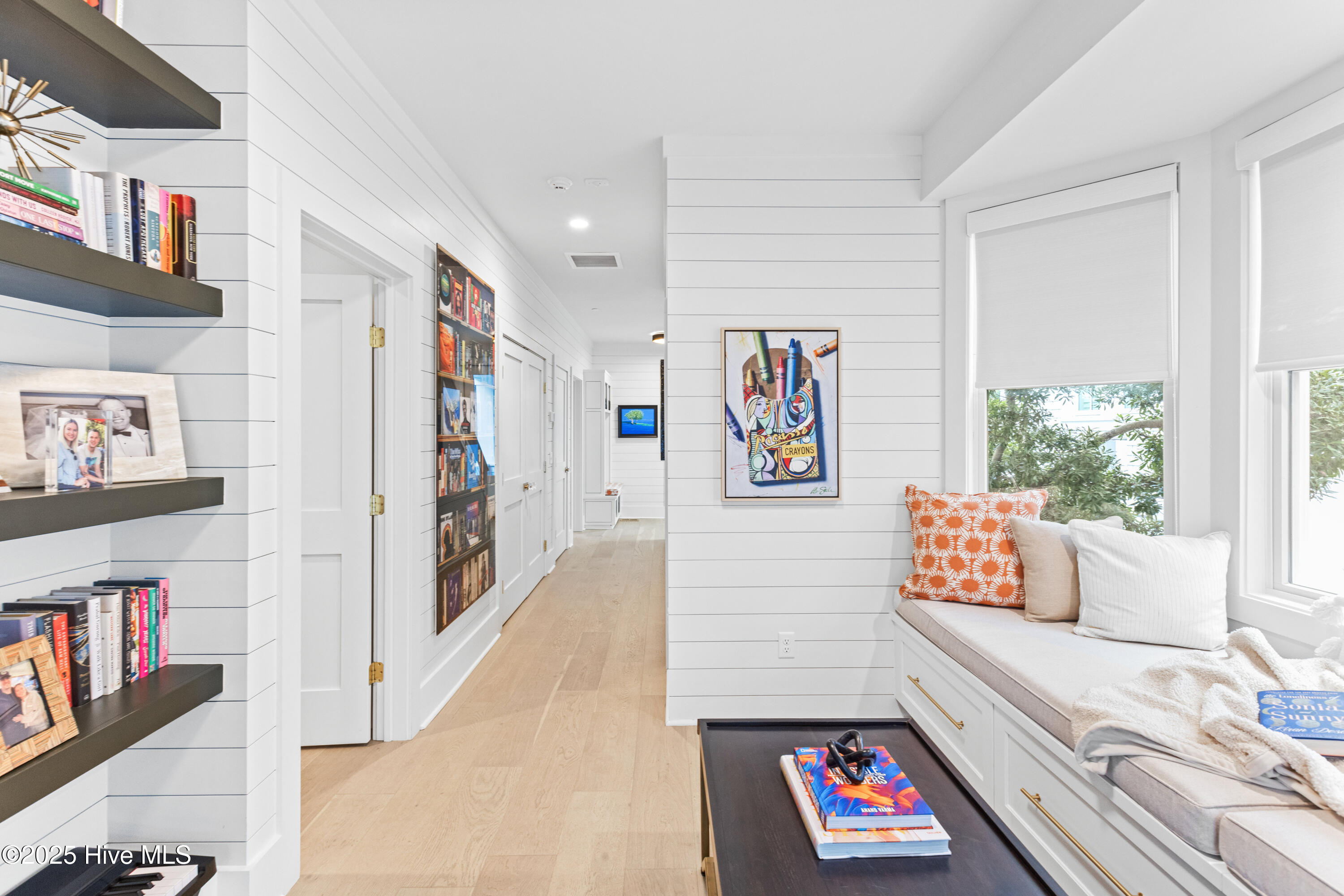 100521321 | Photo 18