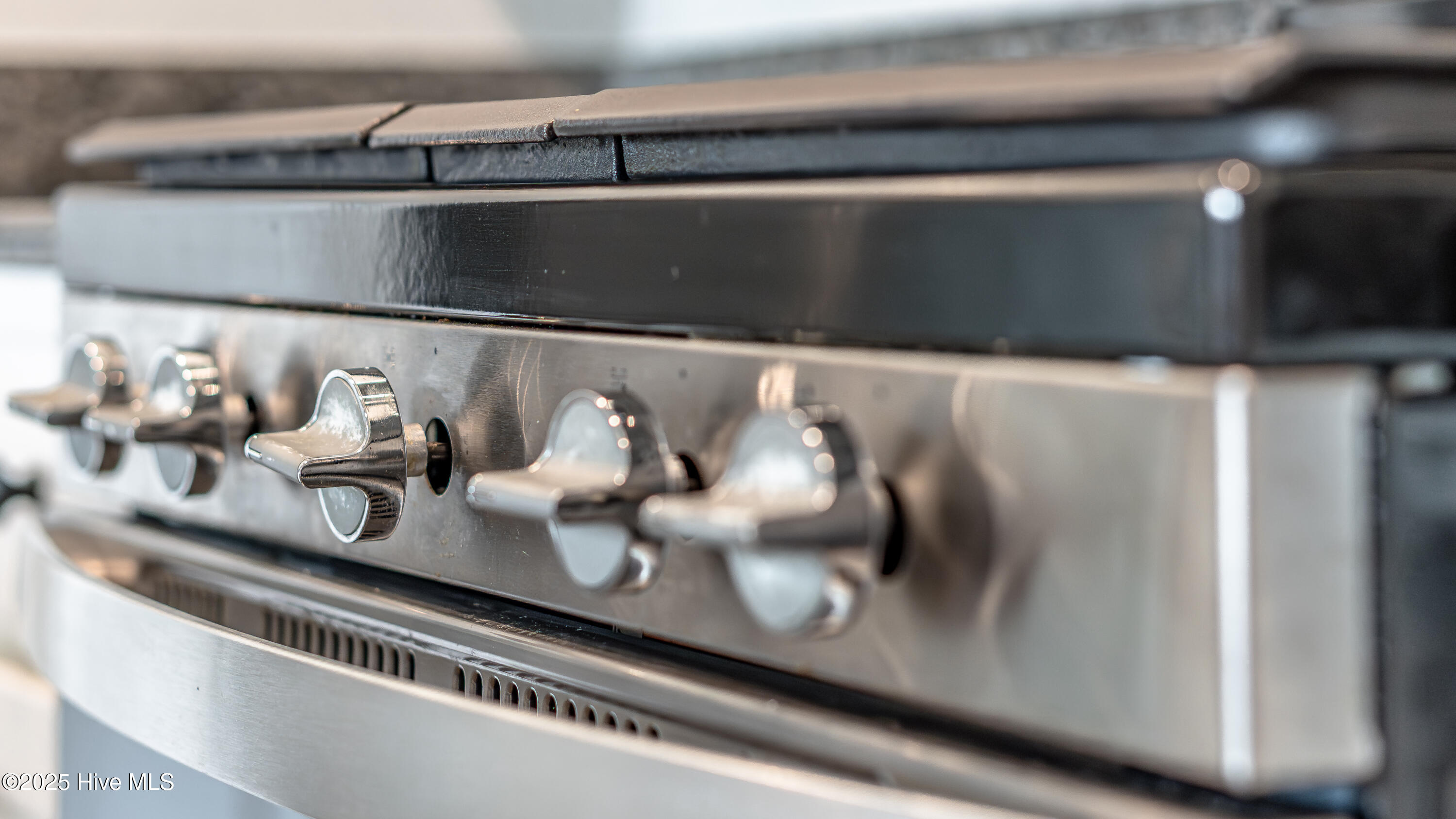 100526053 | Photo 20