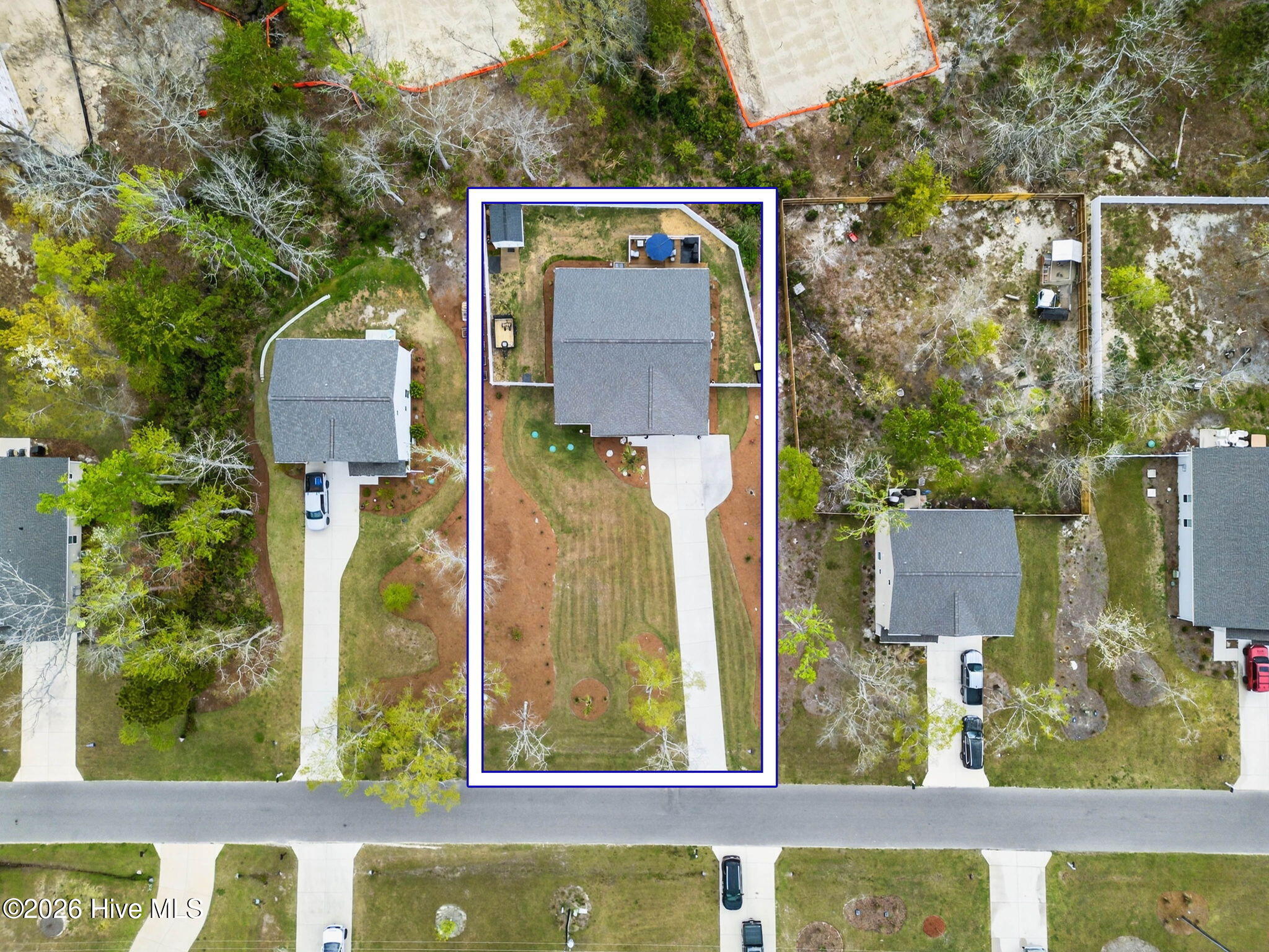 100564631 | Photo 47