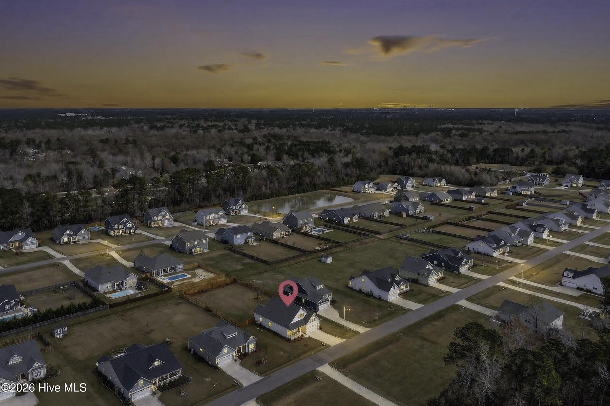 100564336 | Photo 57