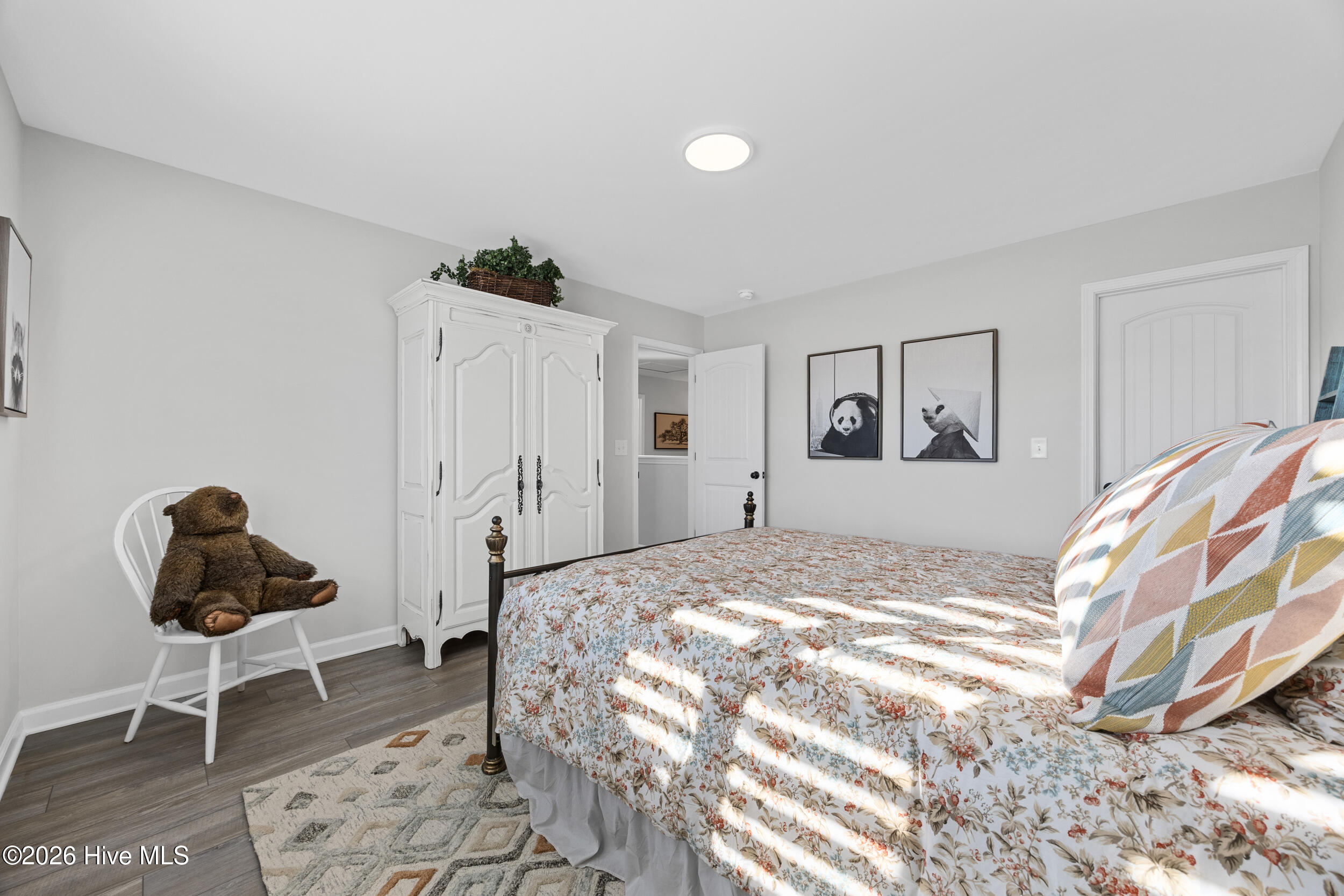 100548050 | Photo 27