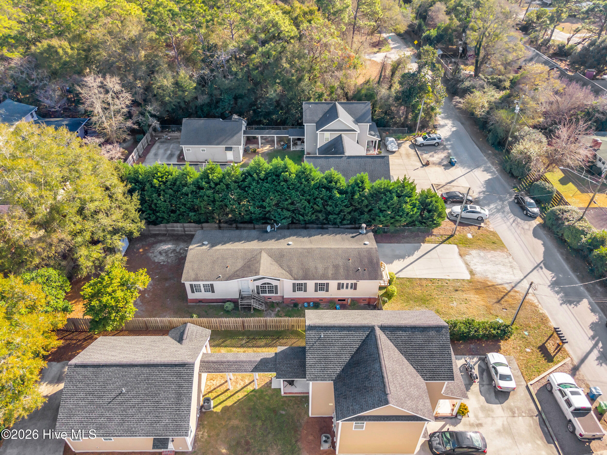 100550344 | Photo 35