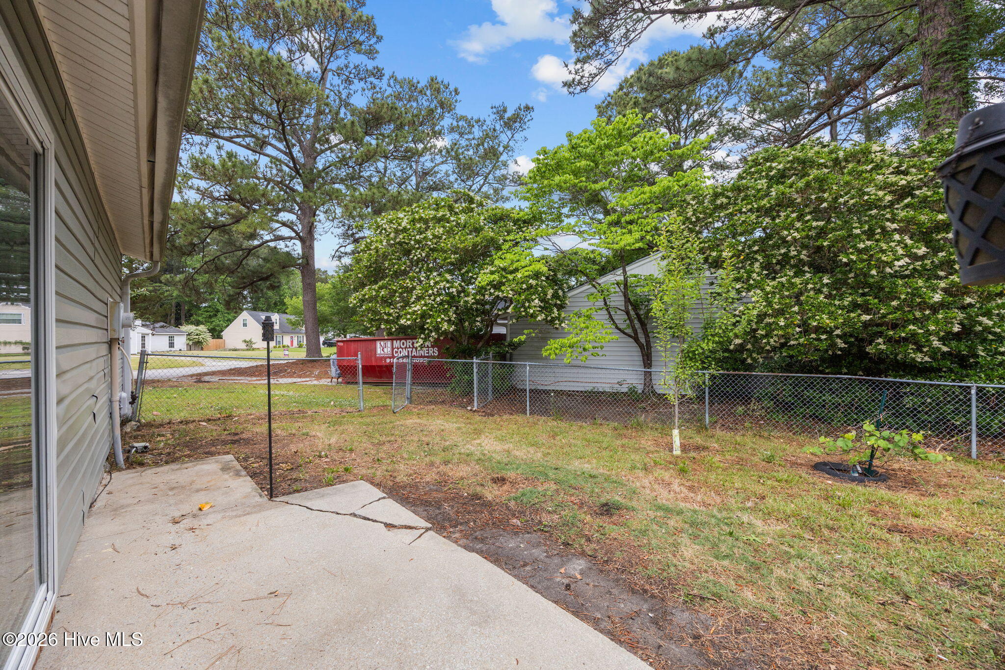 100570195 | Photo 48