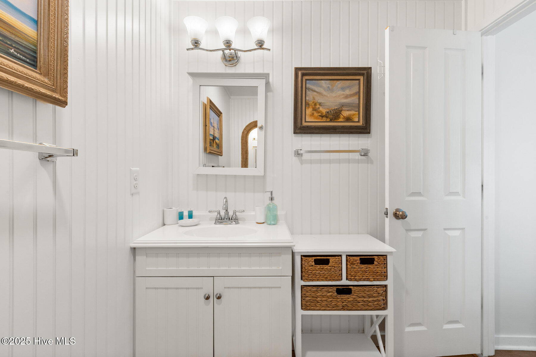 100546214 | Photo 19