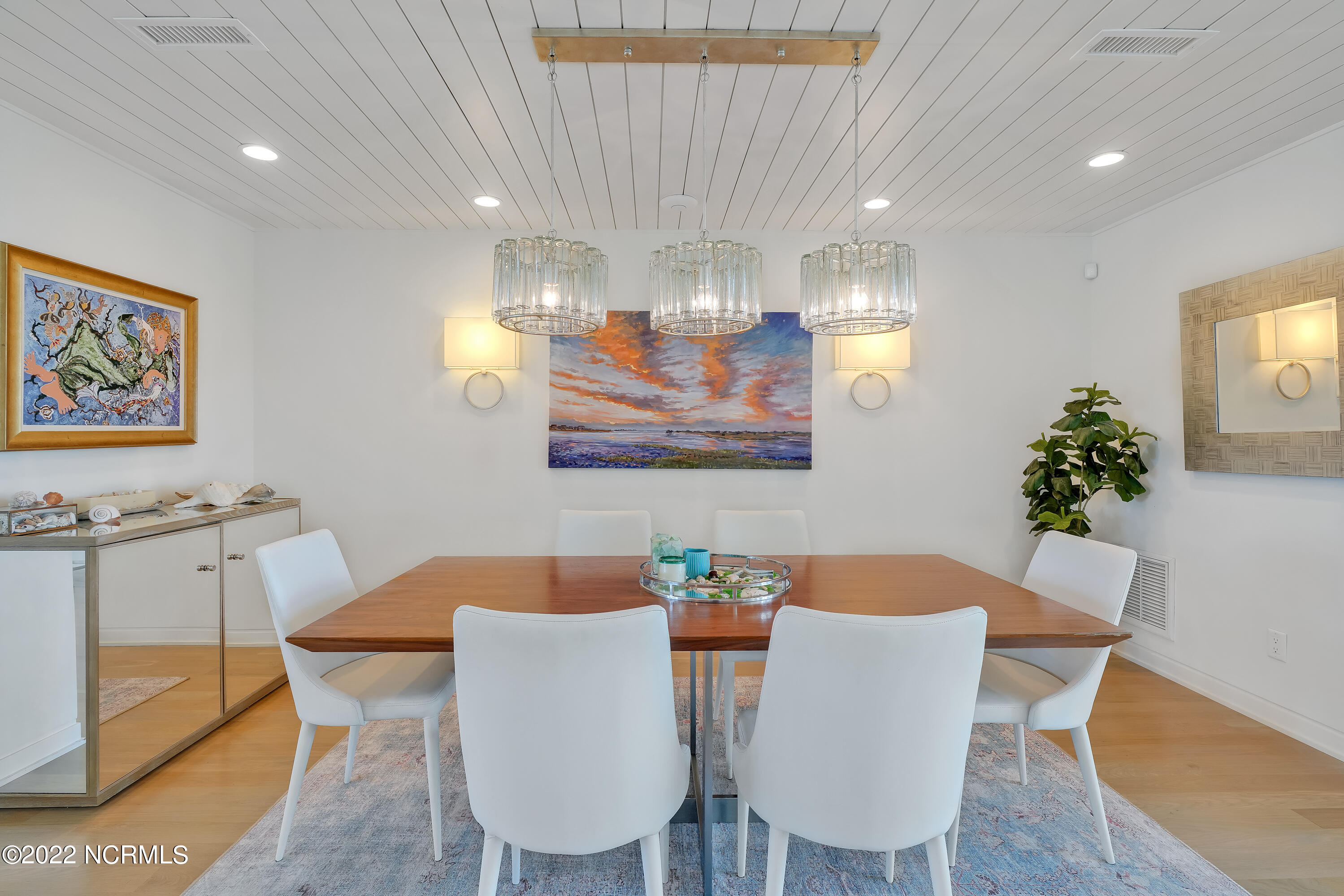 100462193 | Photo 24