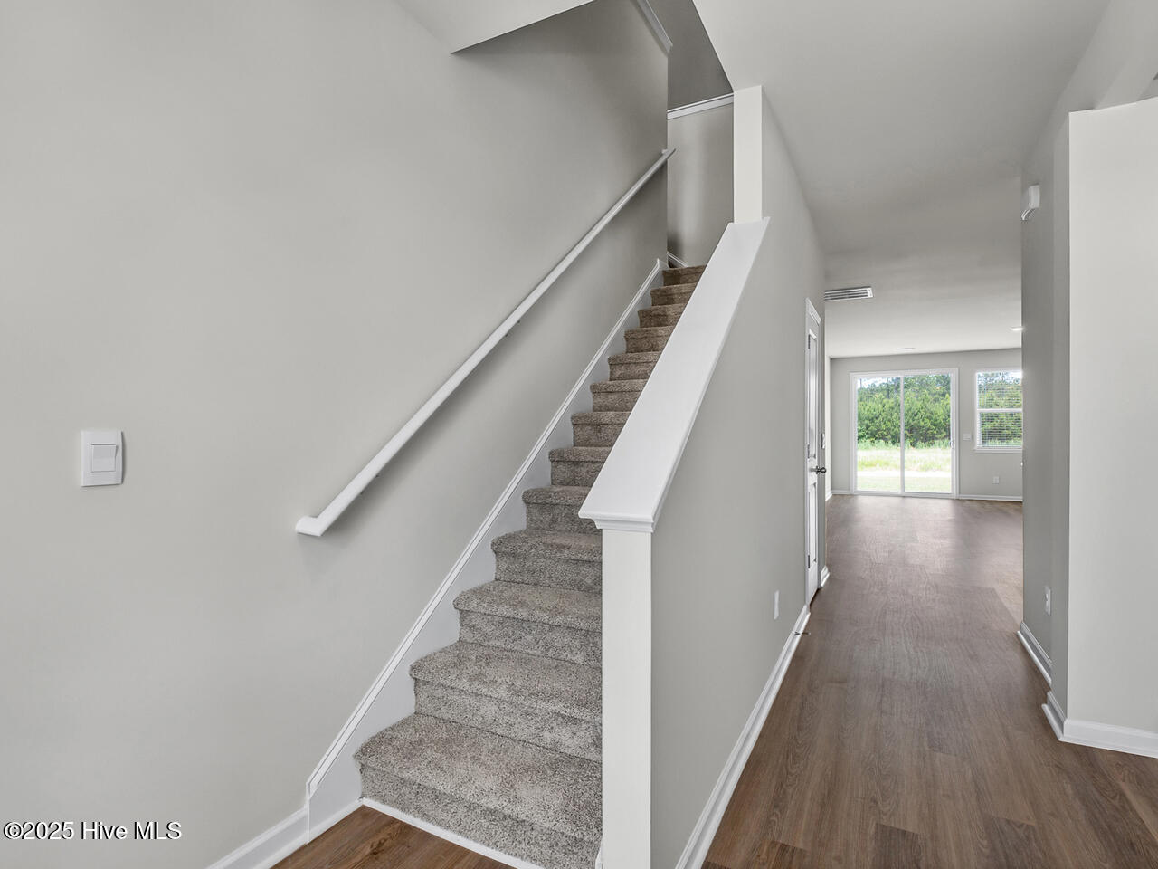 68 Legare Street Lot 176, Wilmington, NC 28411 – photo 5: Whalebone822foyDRHL33A6783CR2-004-052-12