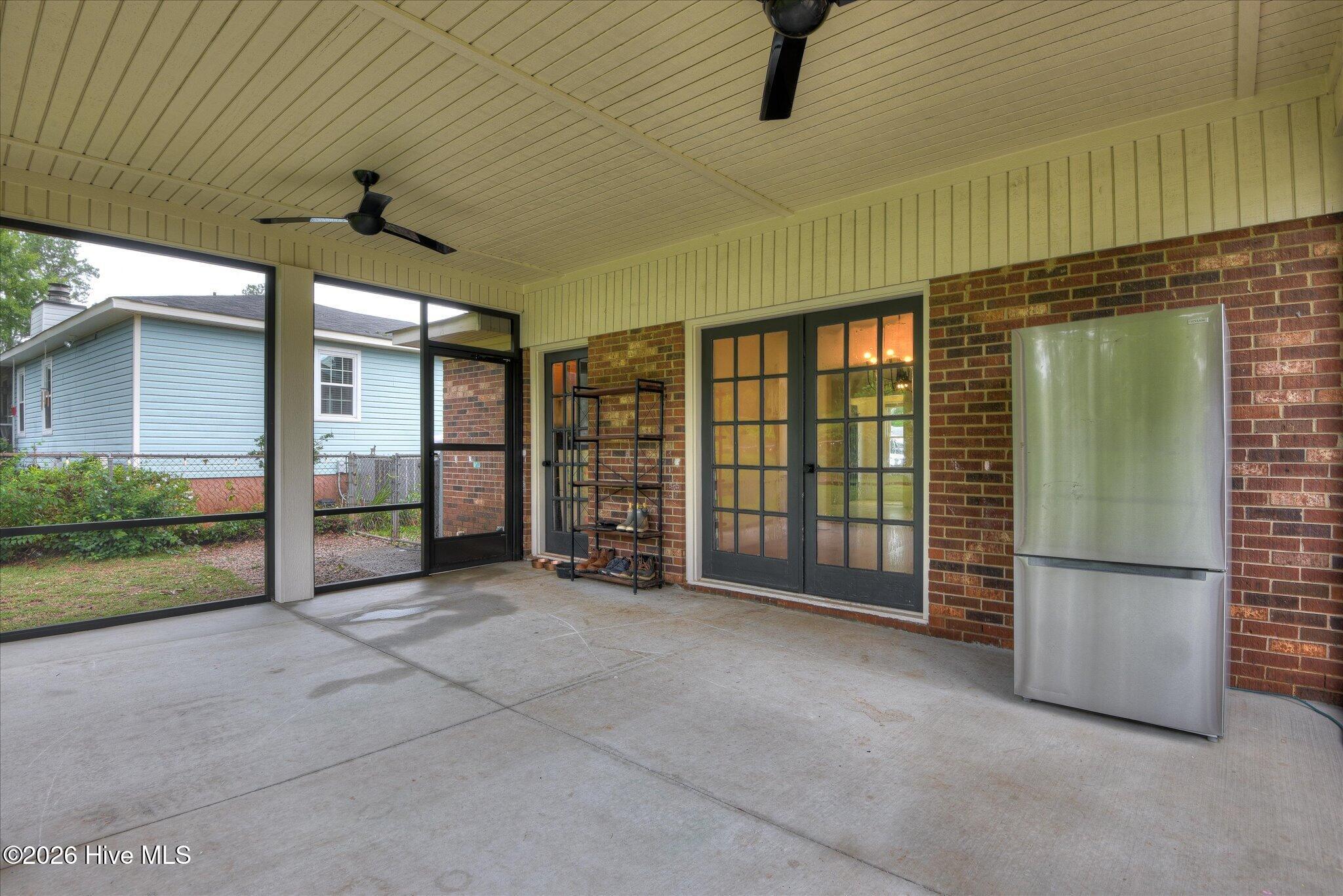 20x15 screened porch