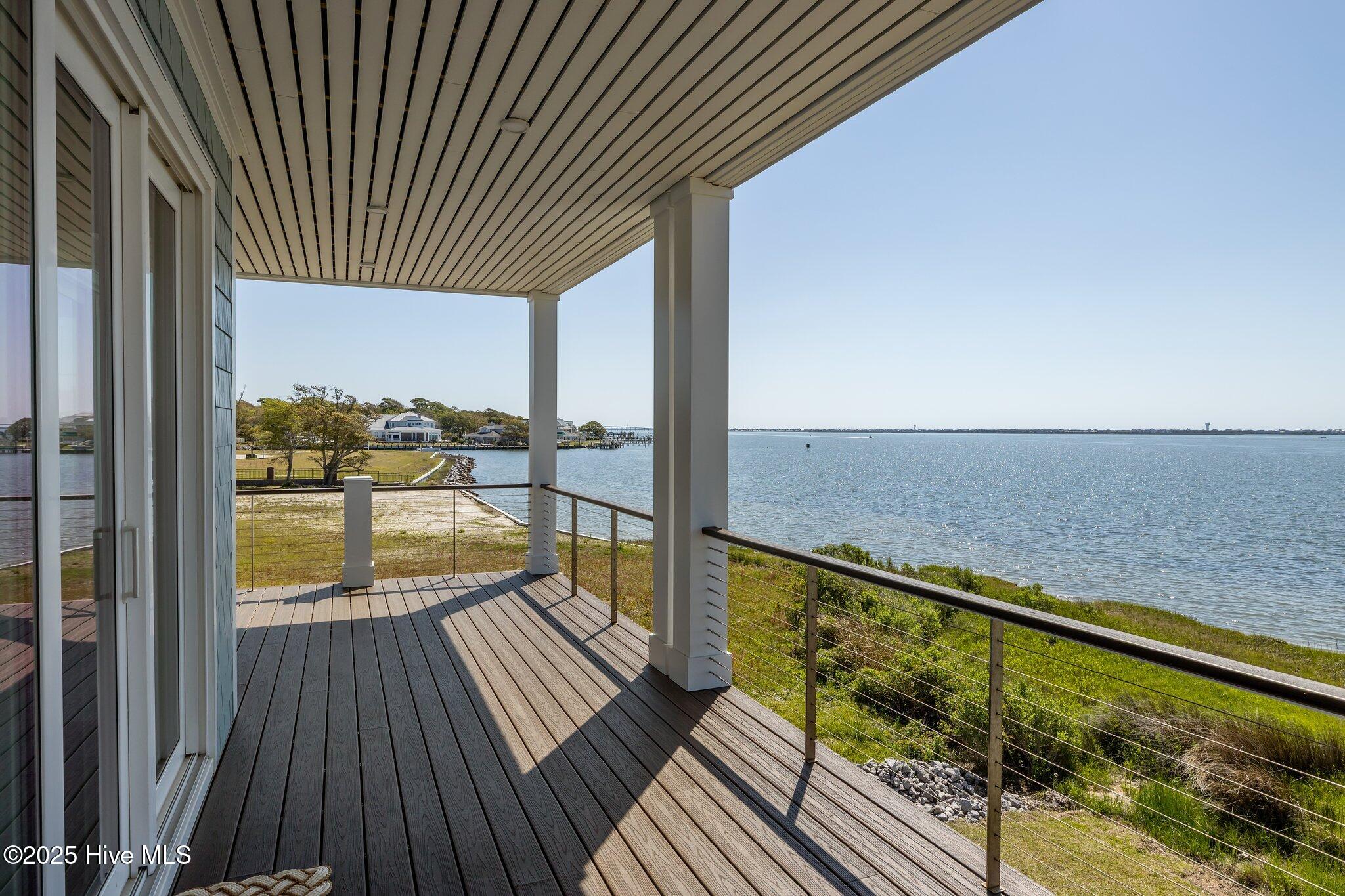 4737 S S Shore Dr Drive, Morehead City, NC, 28557