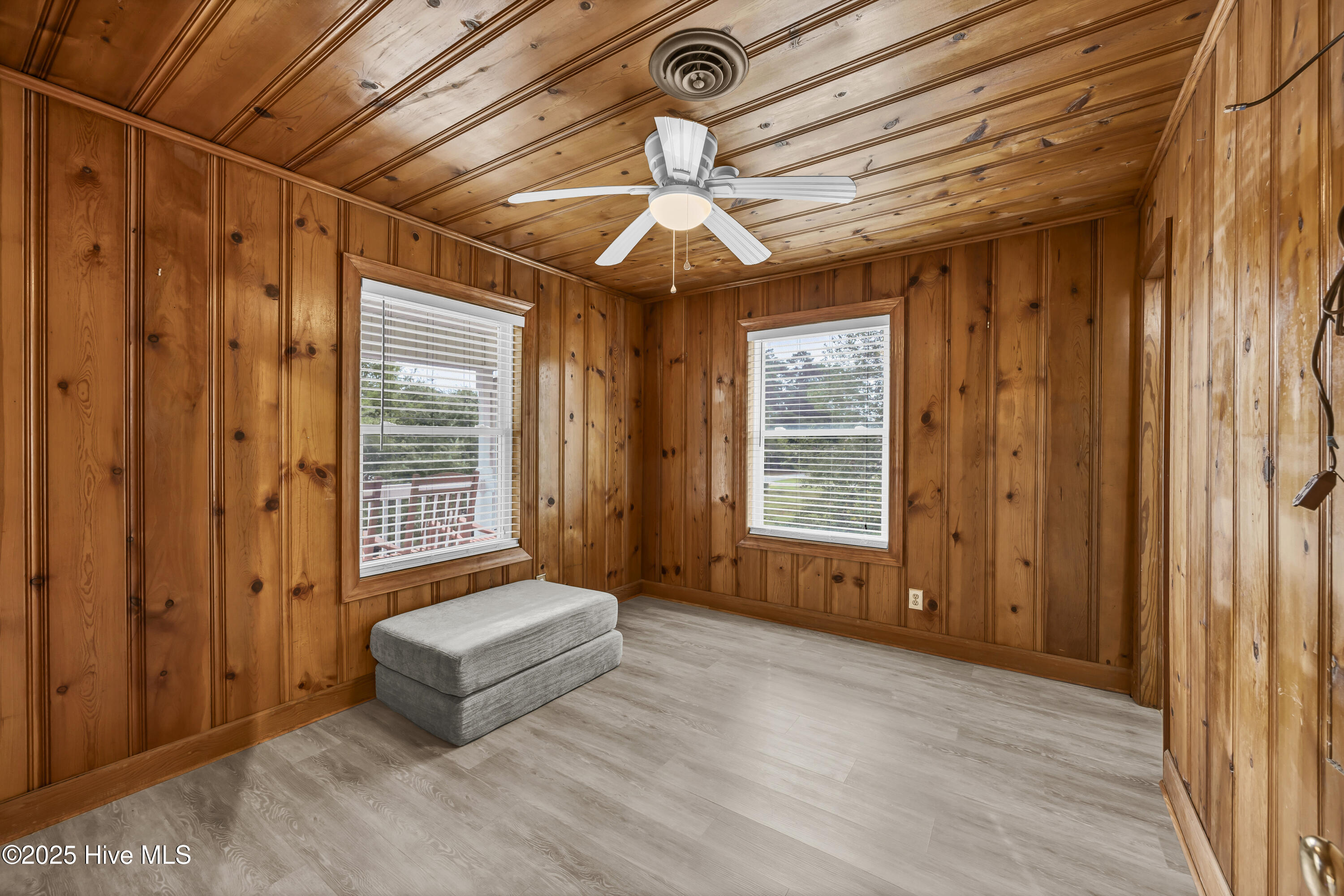 1968 Oak Street SW, Ocean Isle Beach, NC 28469 – photo 16: 016_img_7296_966