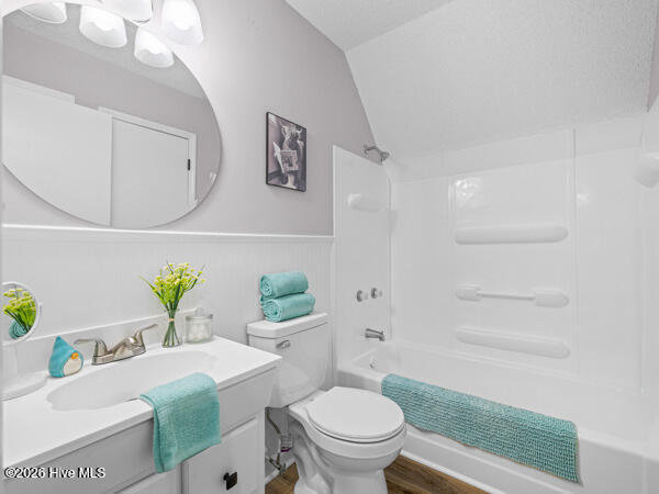 100558460 | Photo 29