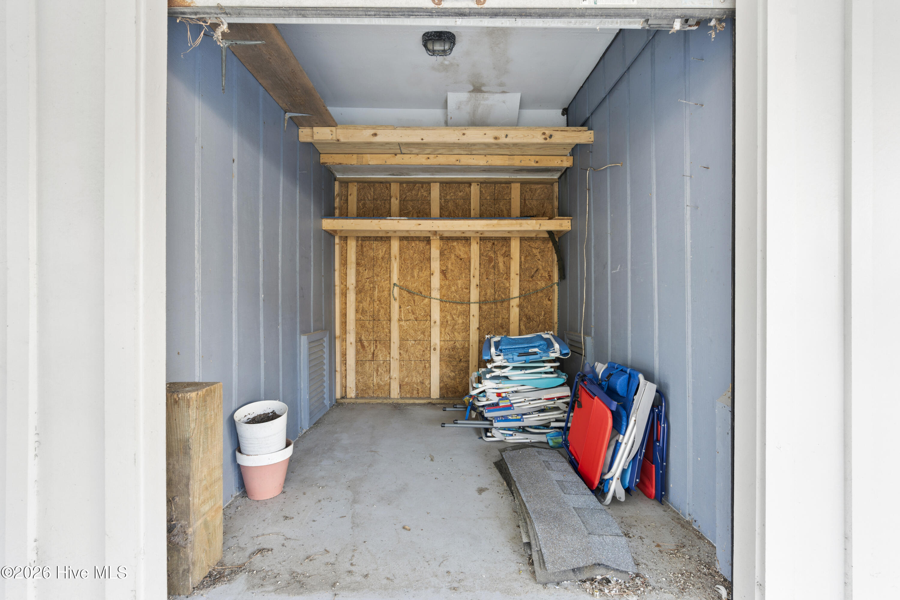 100549941 | Photo 57