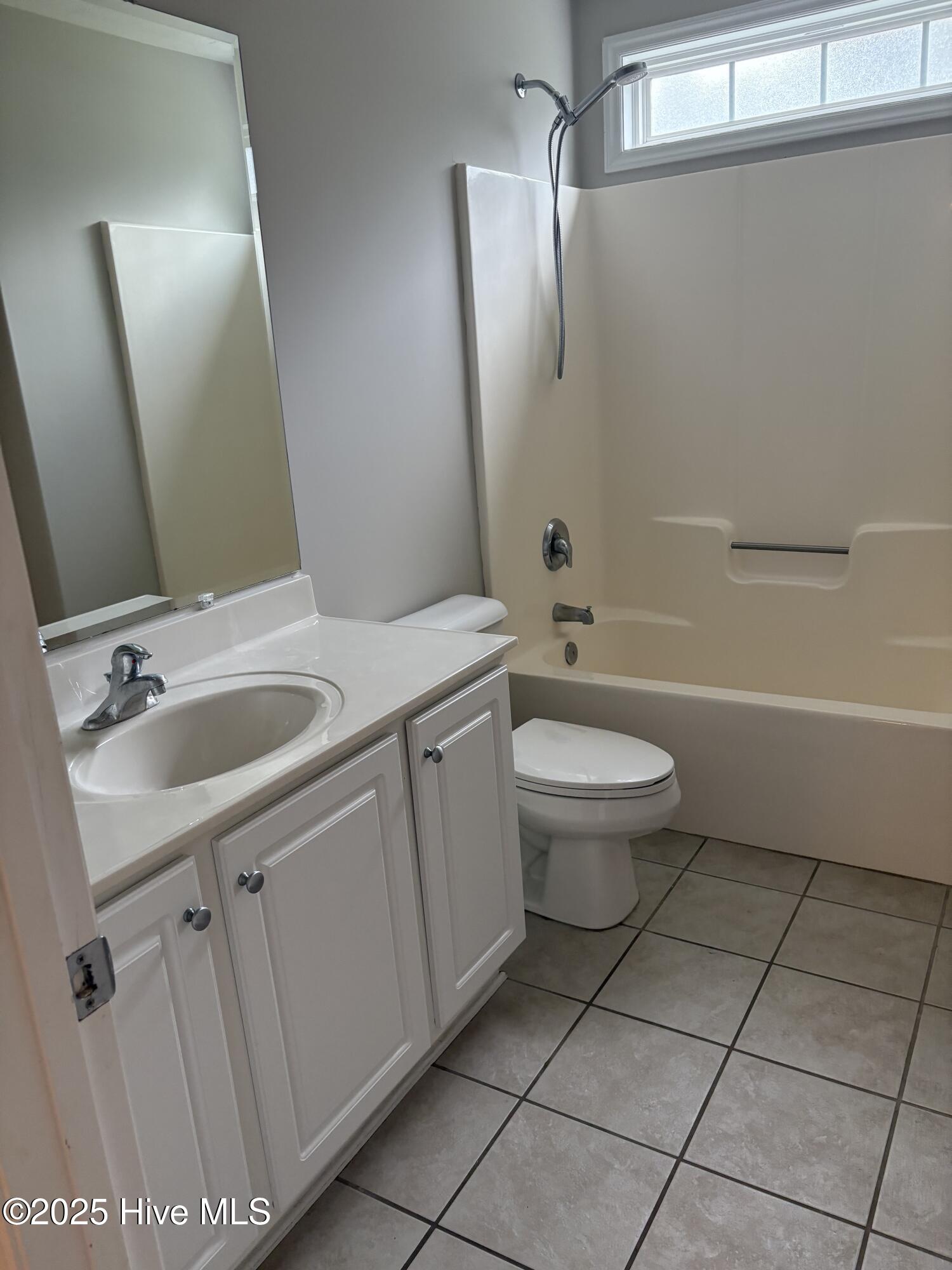 100560498 | Photo 21