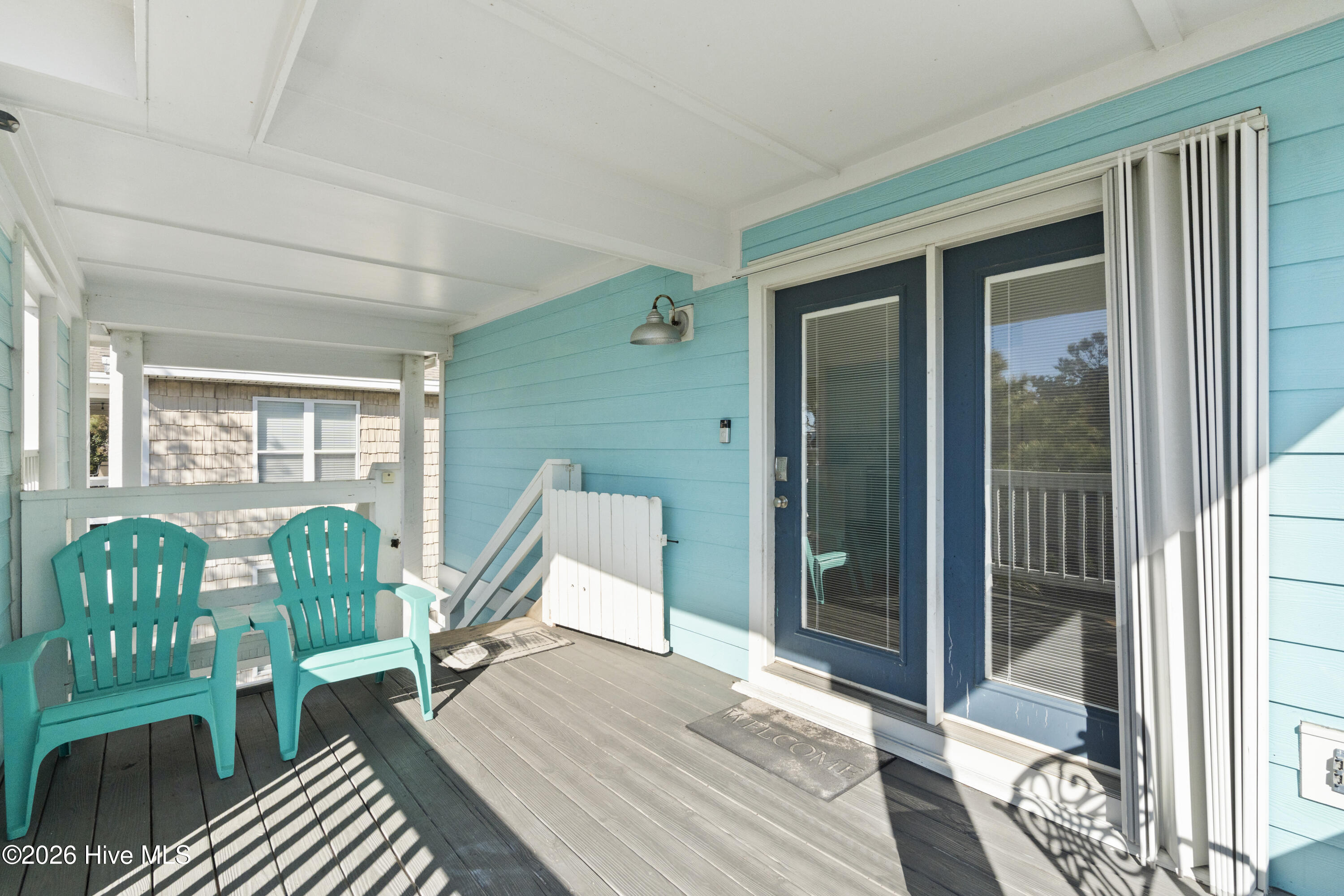 100549941 | Photo 38