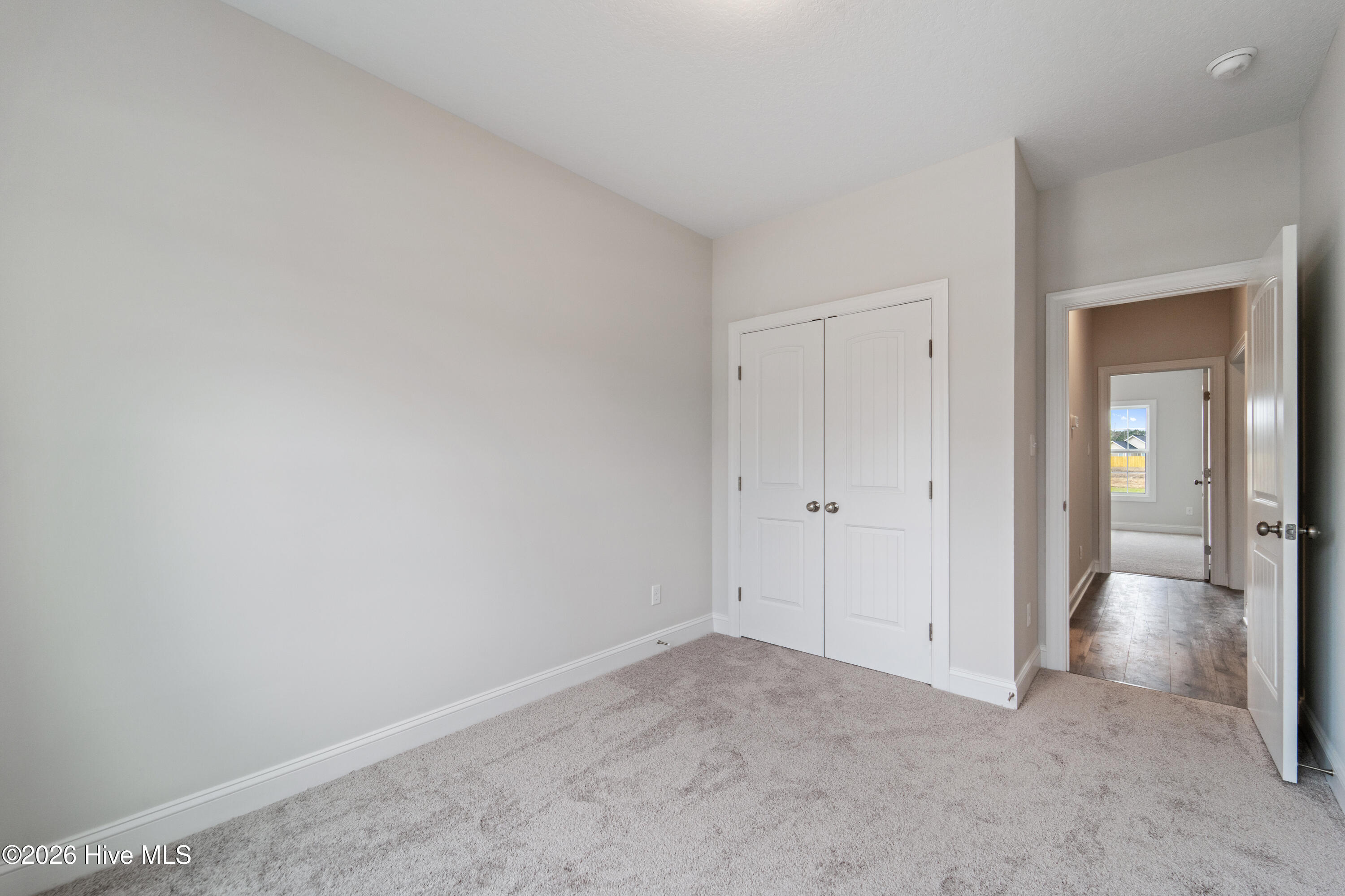 100523498 | Photo 30