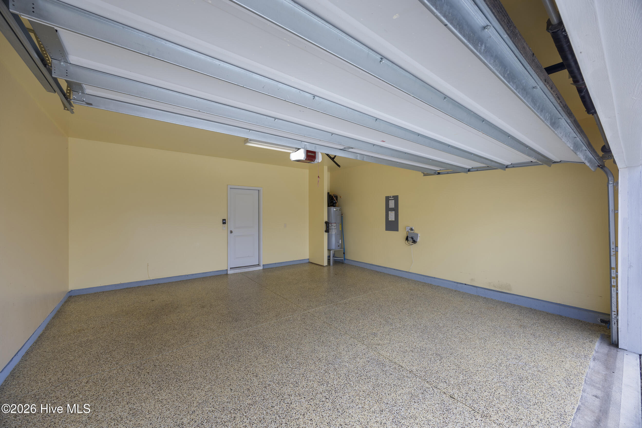 100551981 | Photo 20