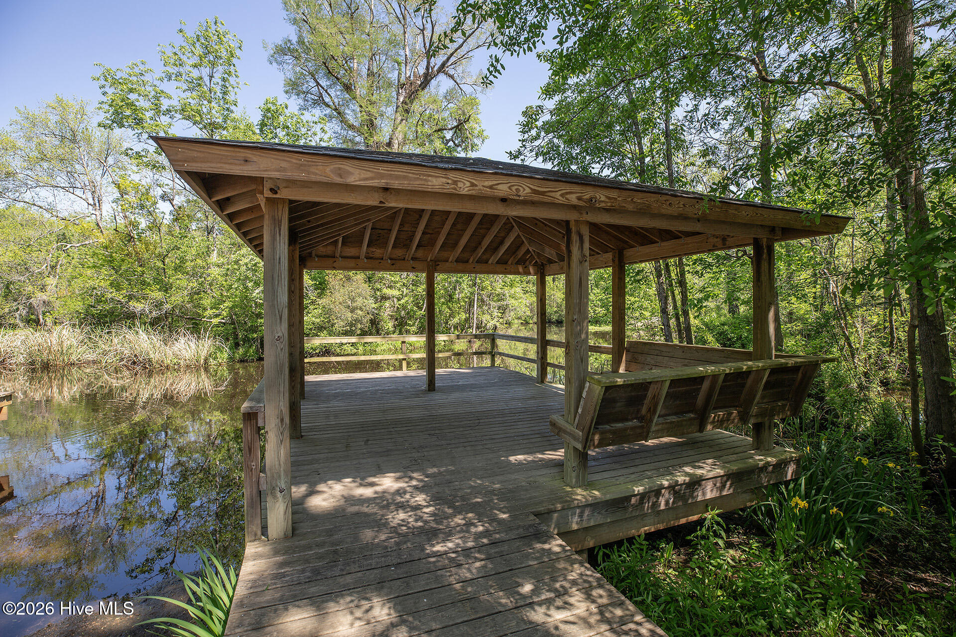 100550596 | Photo 48