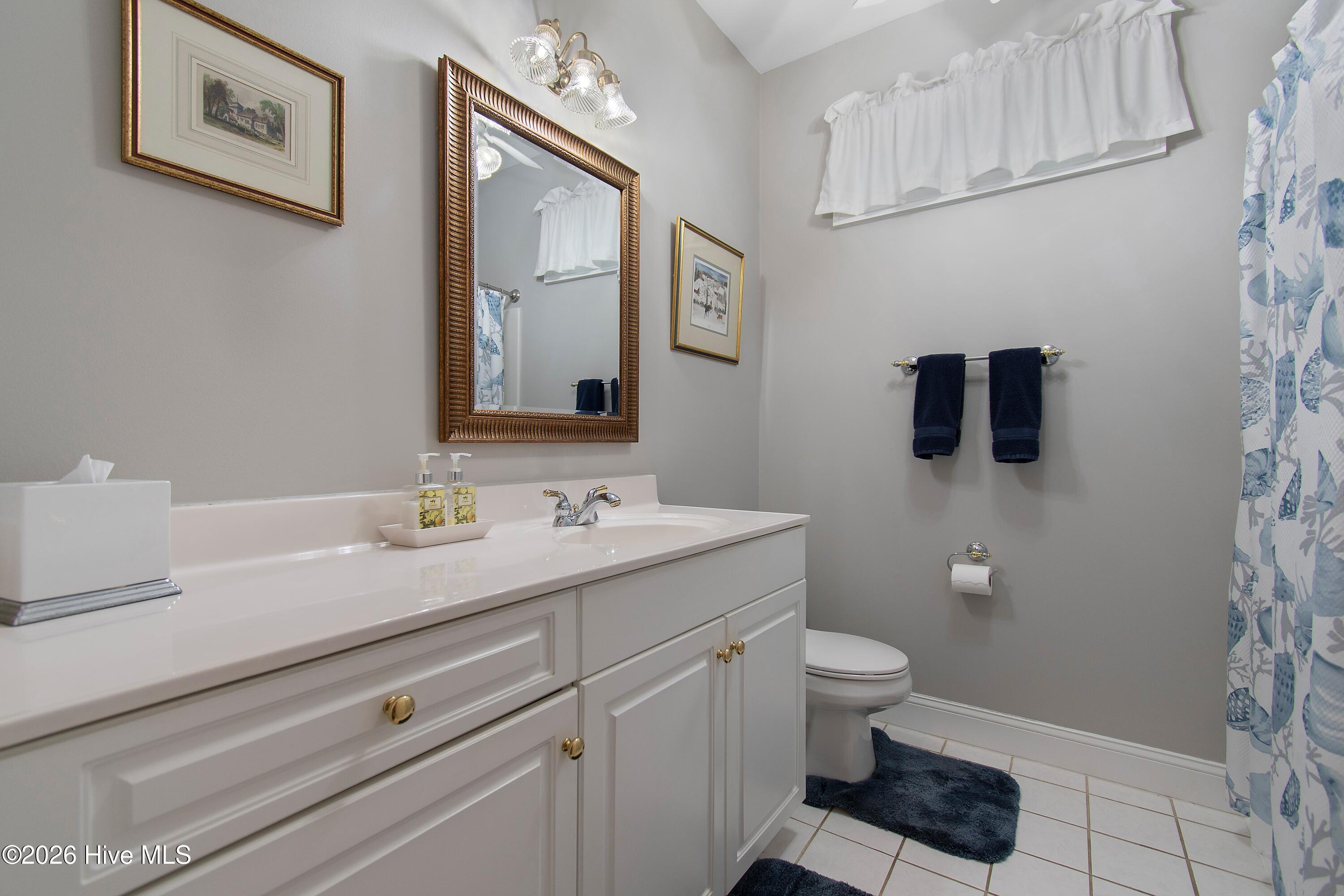 100557471 | Photo 41