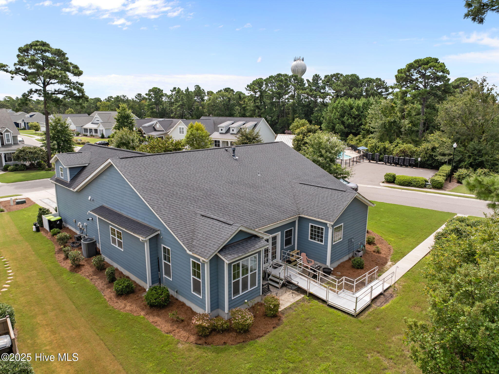 100525866 | Photo 55