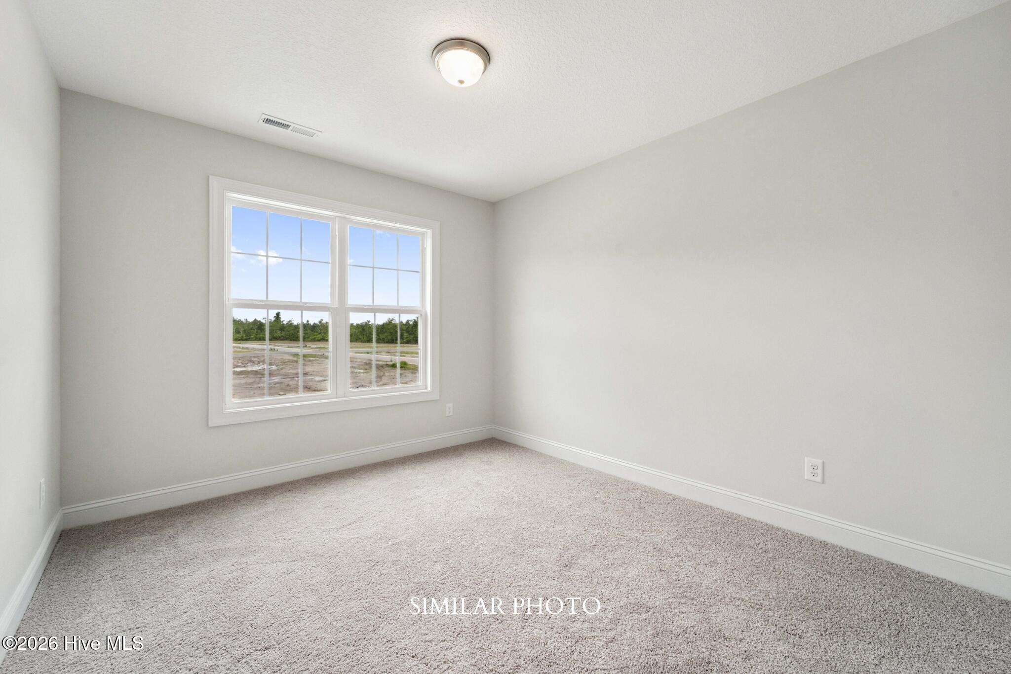 100561263 | Photo 28