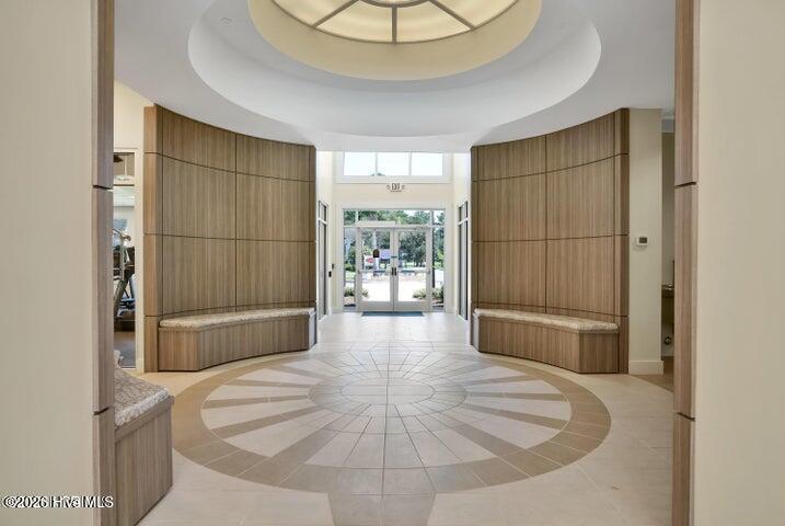 100548977 | Photo 60