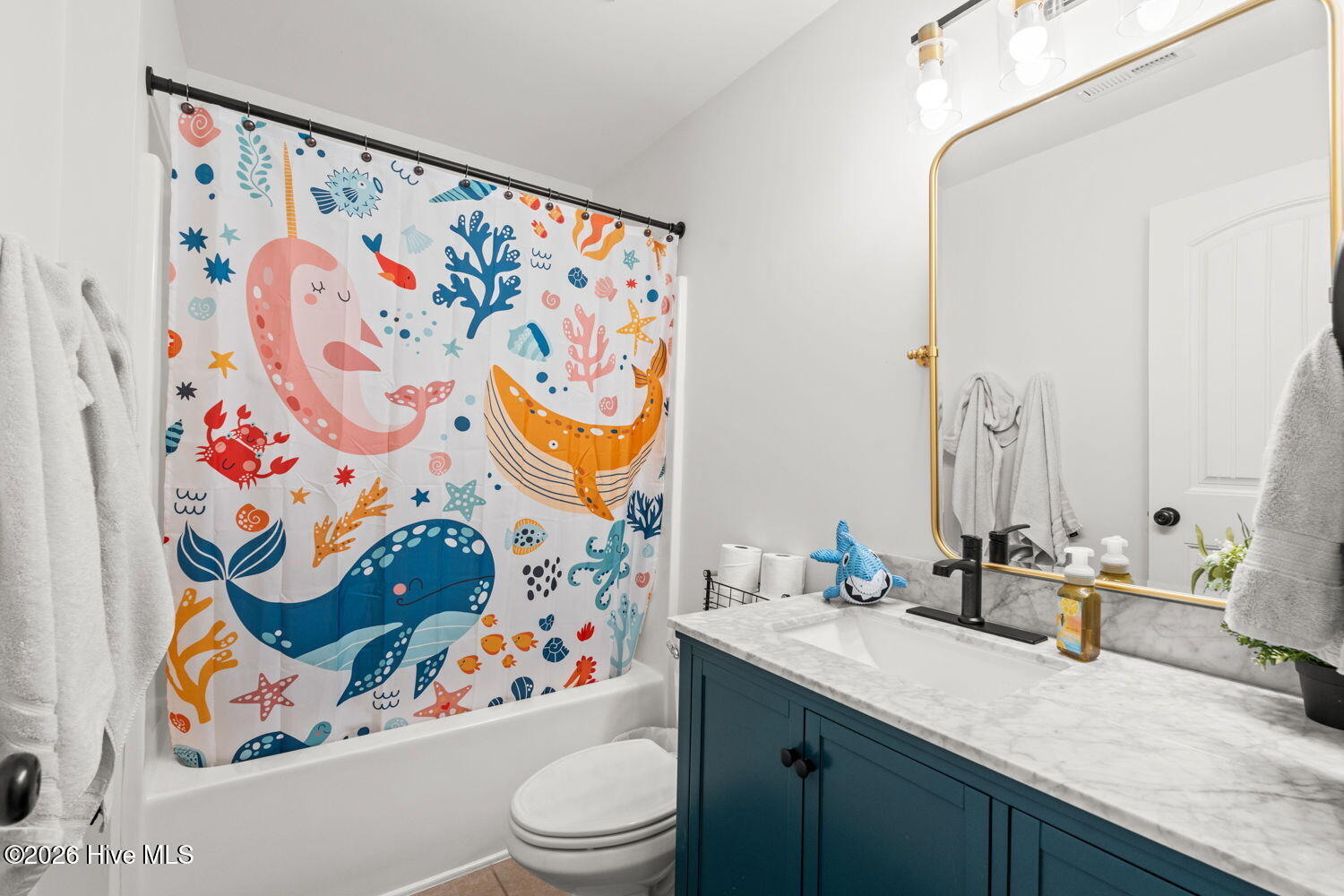 100566892 | Photo 39