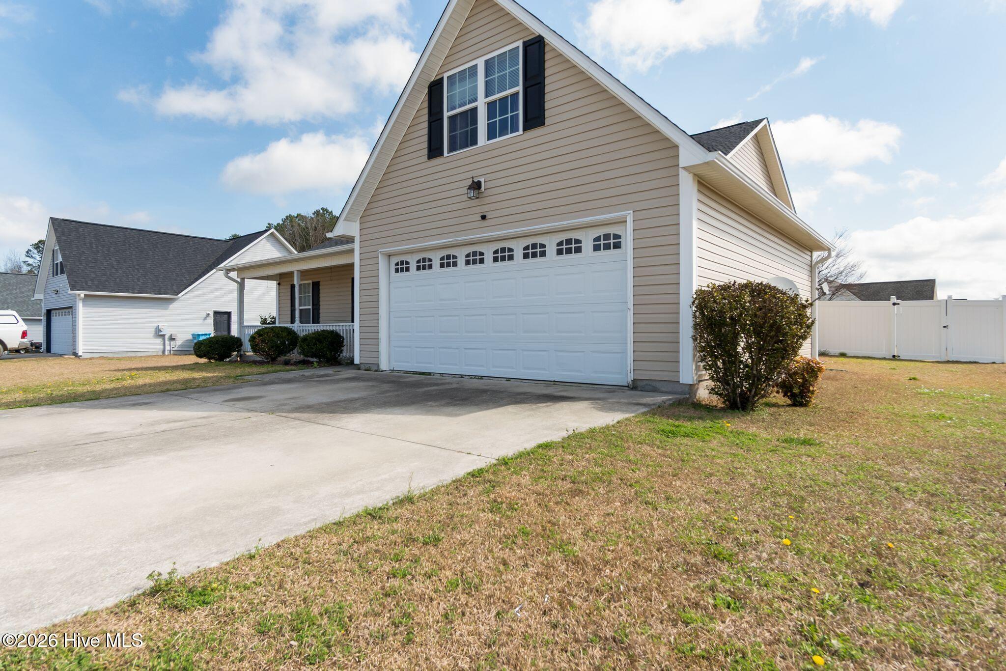 200 Chandler Simpson Court, Beulaville, NC 28518 – photo 6: 200 Chandler Simpson-6