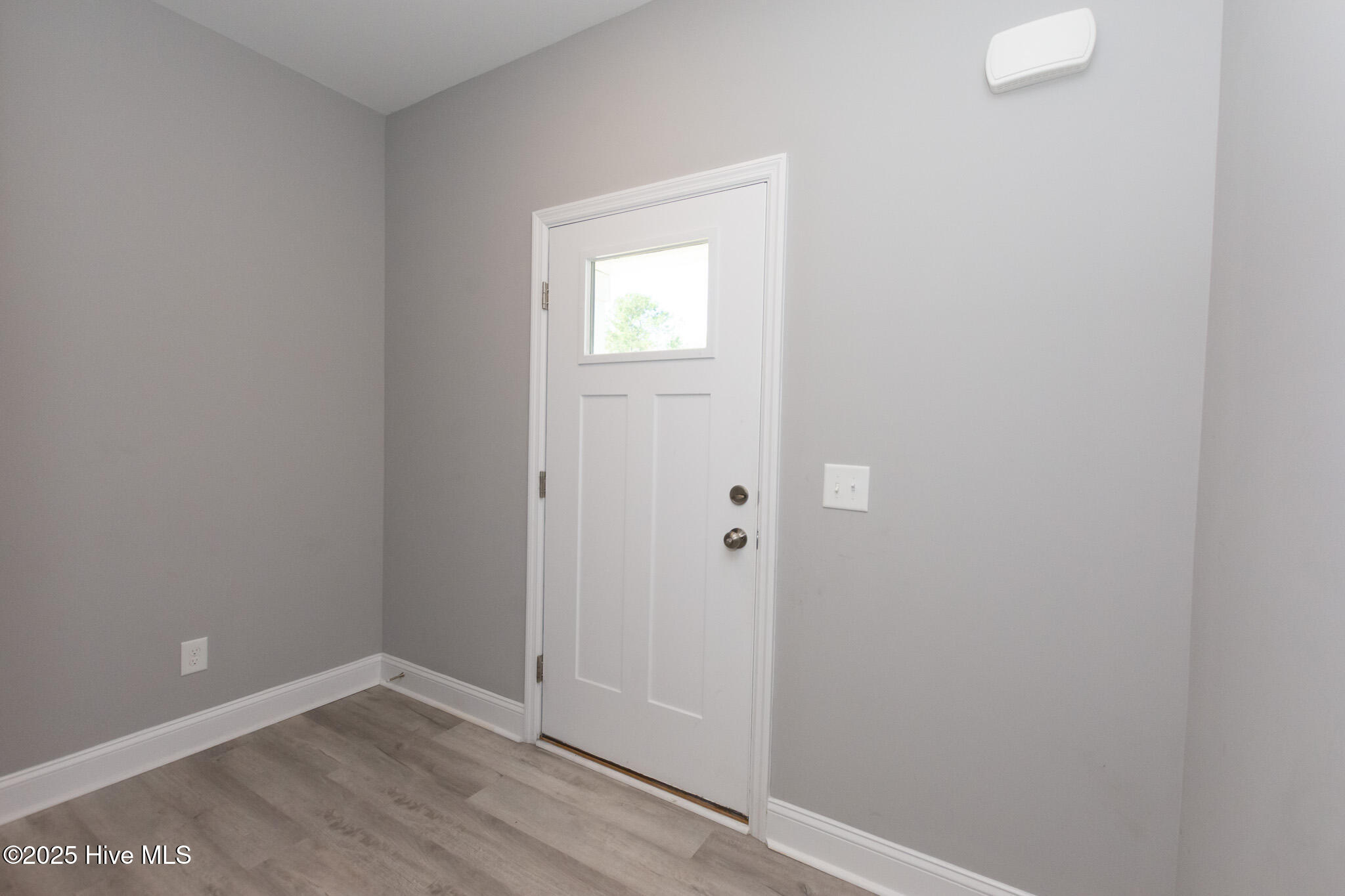 100531968 | Photo 12