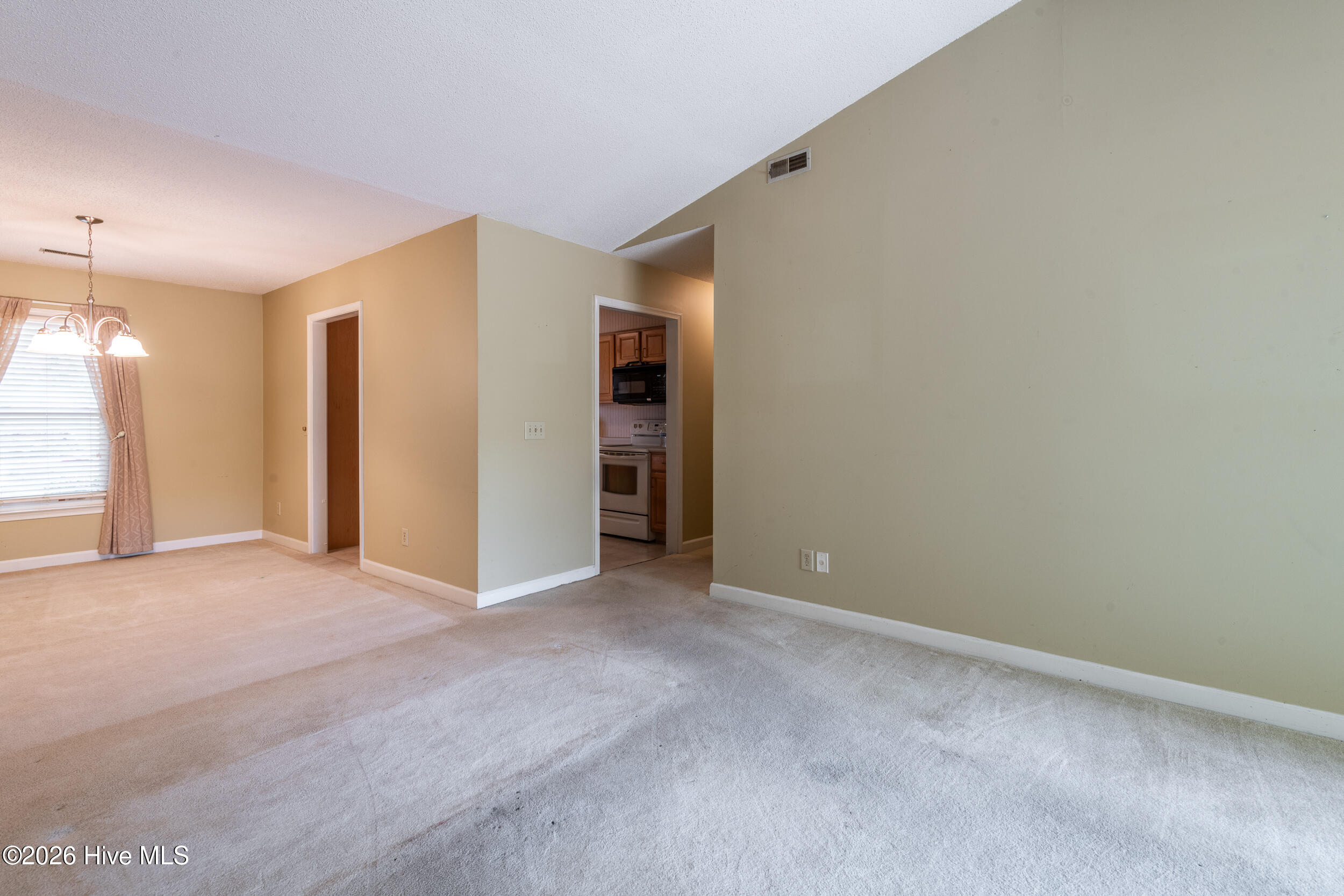 Exterior photo of 1871 Quail Ridge Road D, Greenville, NC 27858. MLS: 100589530