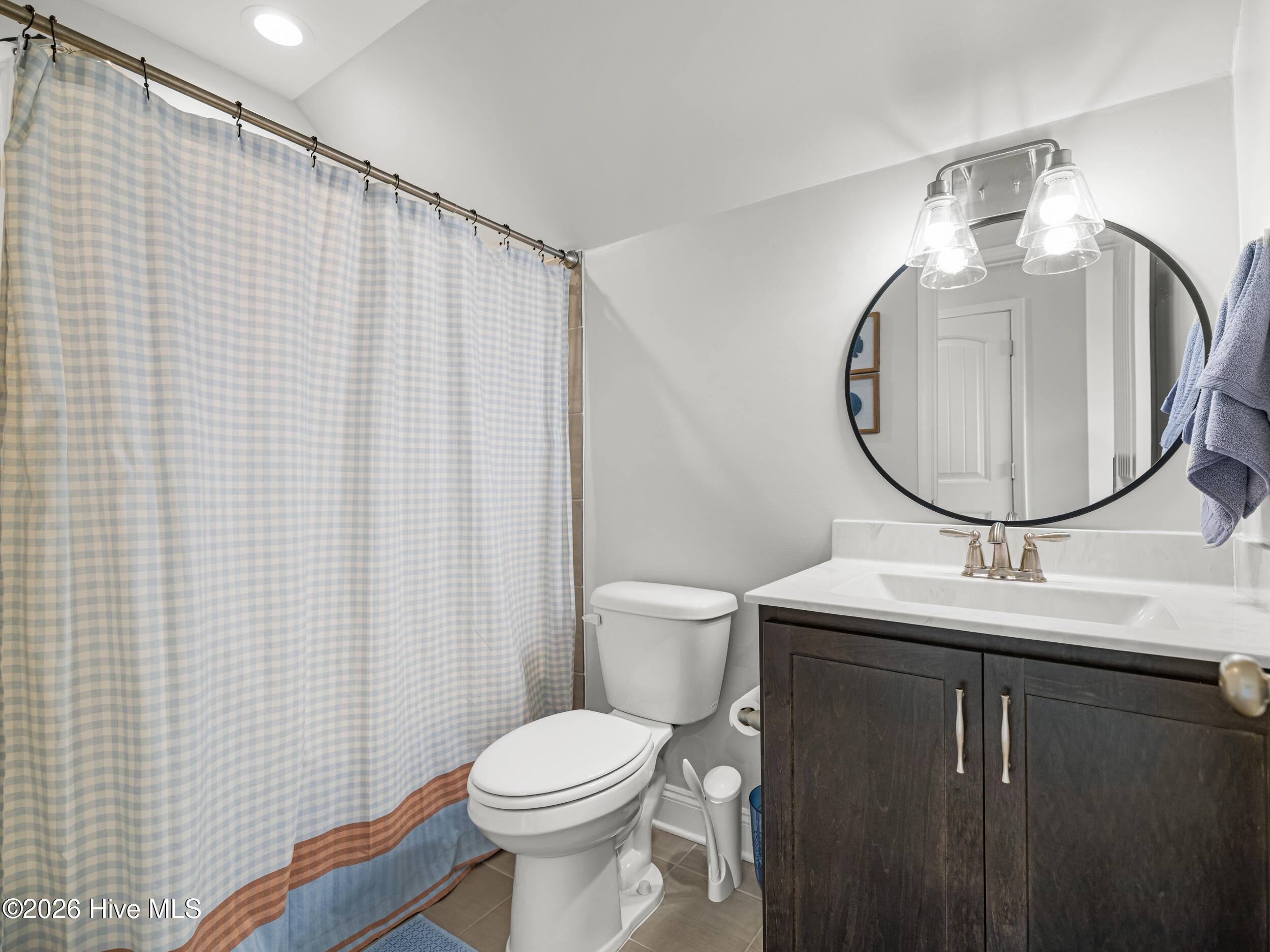 100559684 | Photo 45