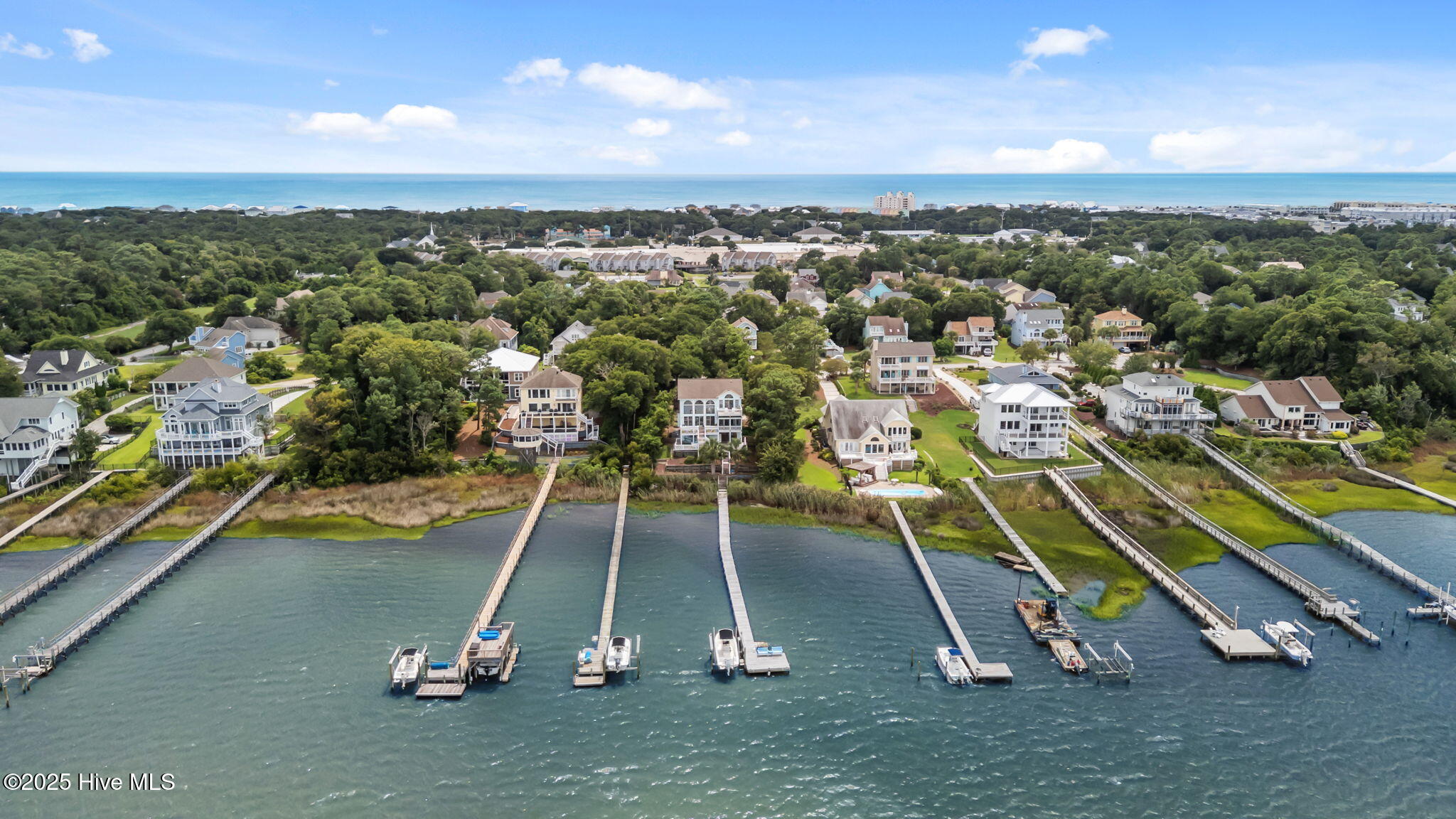 100526742 | Photo 61