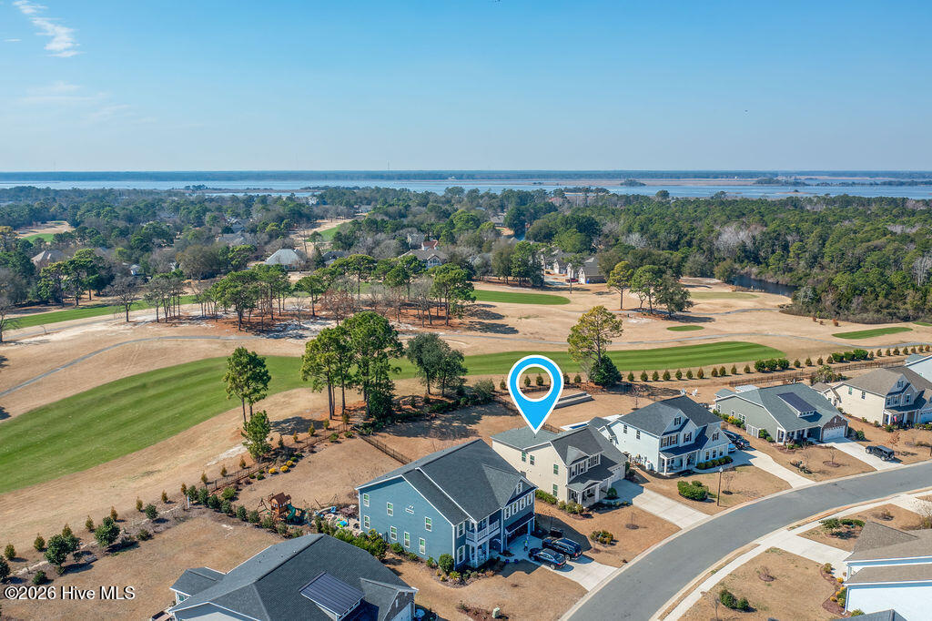 100553163 | Photo 53