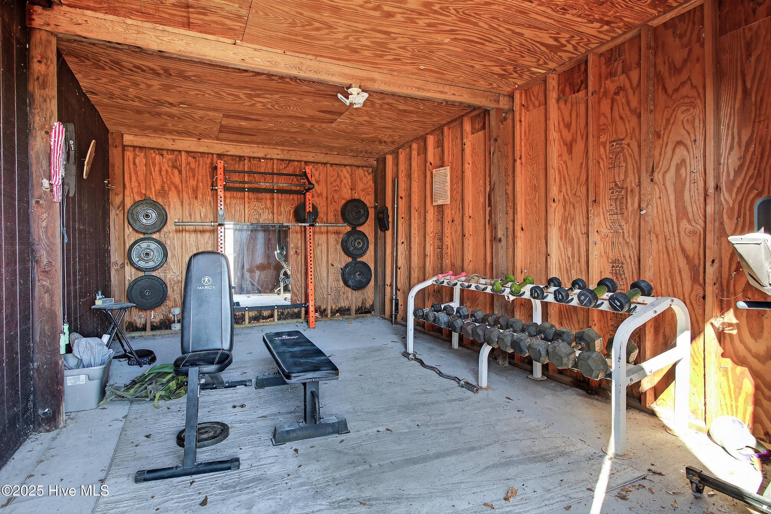 100544846 | Photo 53