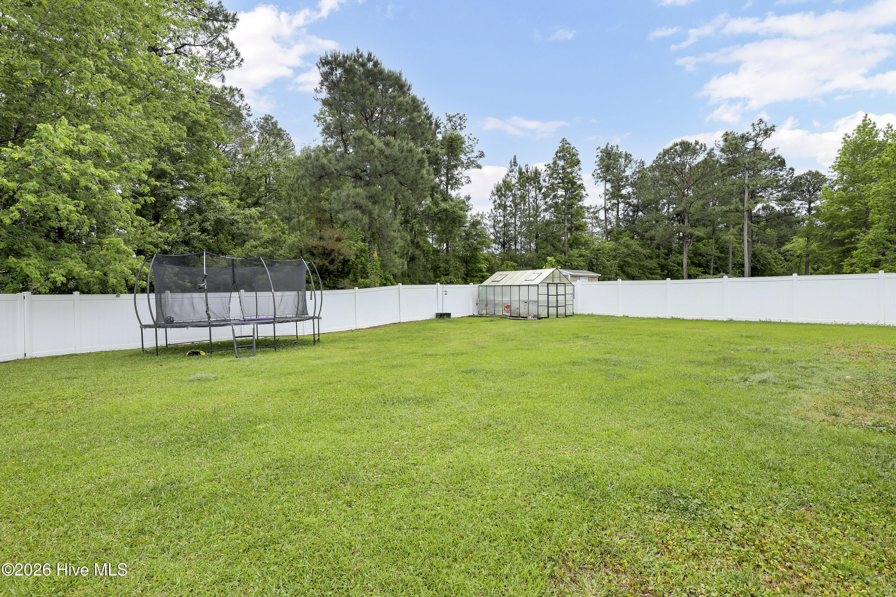 201 Wedgefield Circle,Maple Hill
