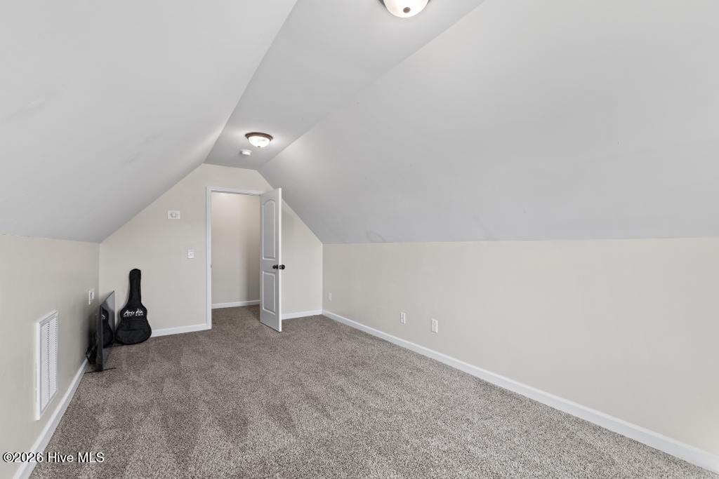 100567312 | Photo 27