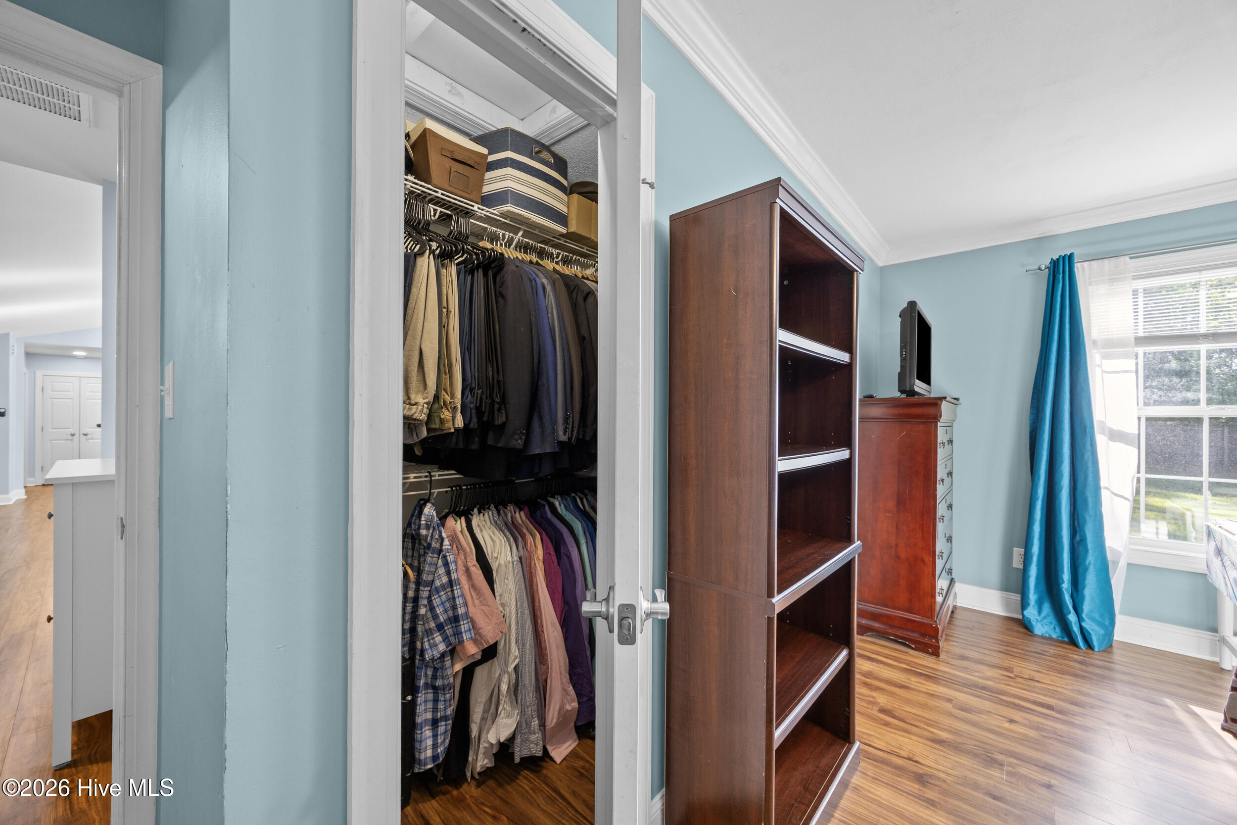 100567531 | Photo 24