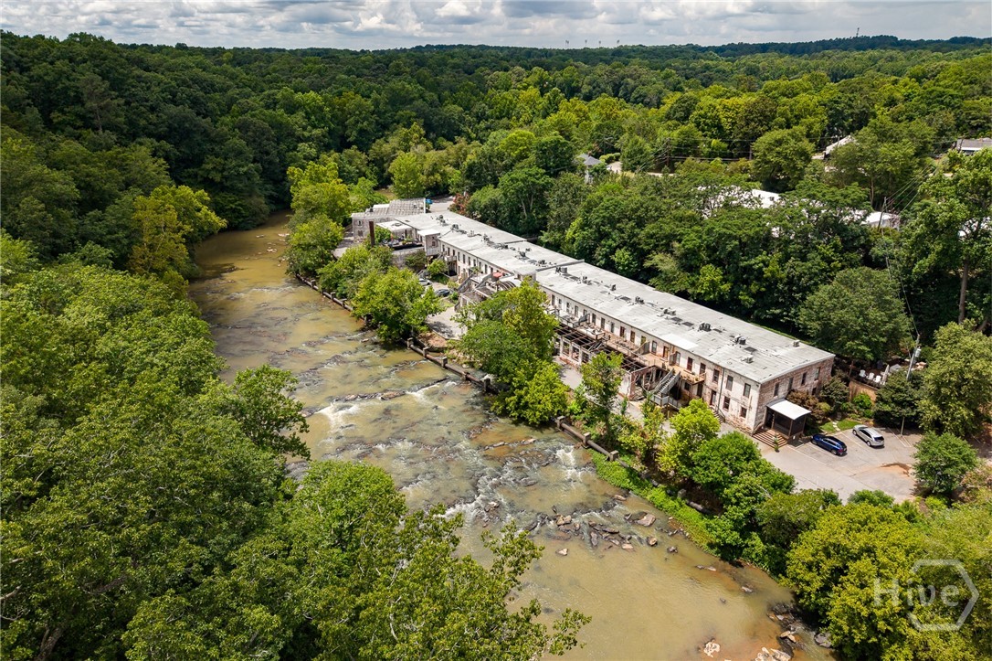 2nd image of 585 White Cir, Athens, GA 30605